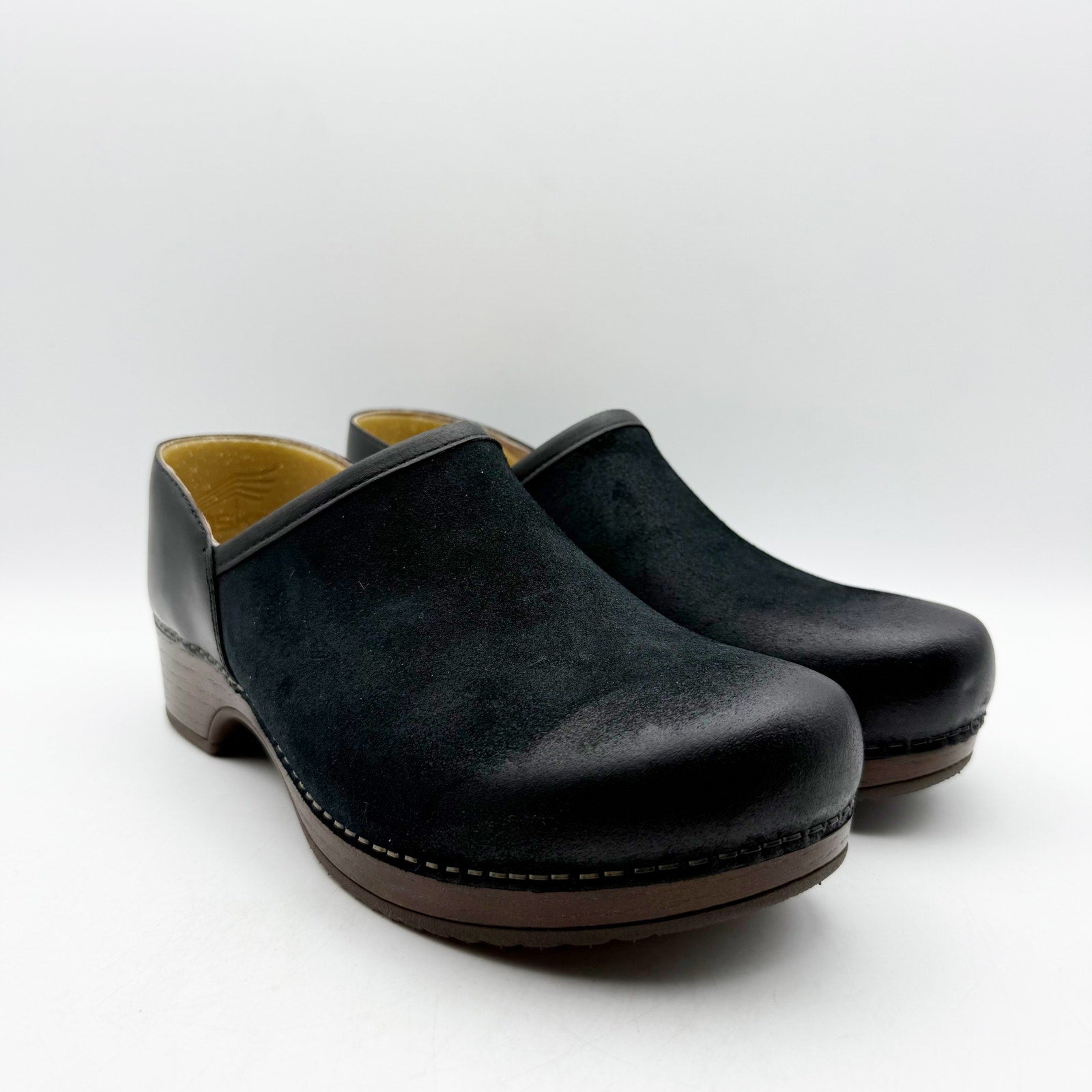 Dansko Womens Brenna Clogs EU 40 US 9.5 Black Burnished Suede Leather NIB