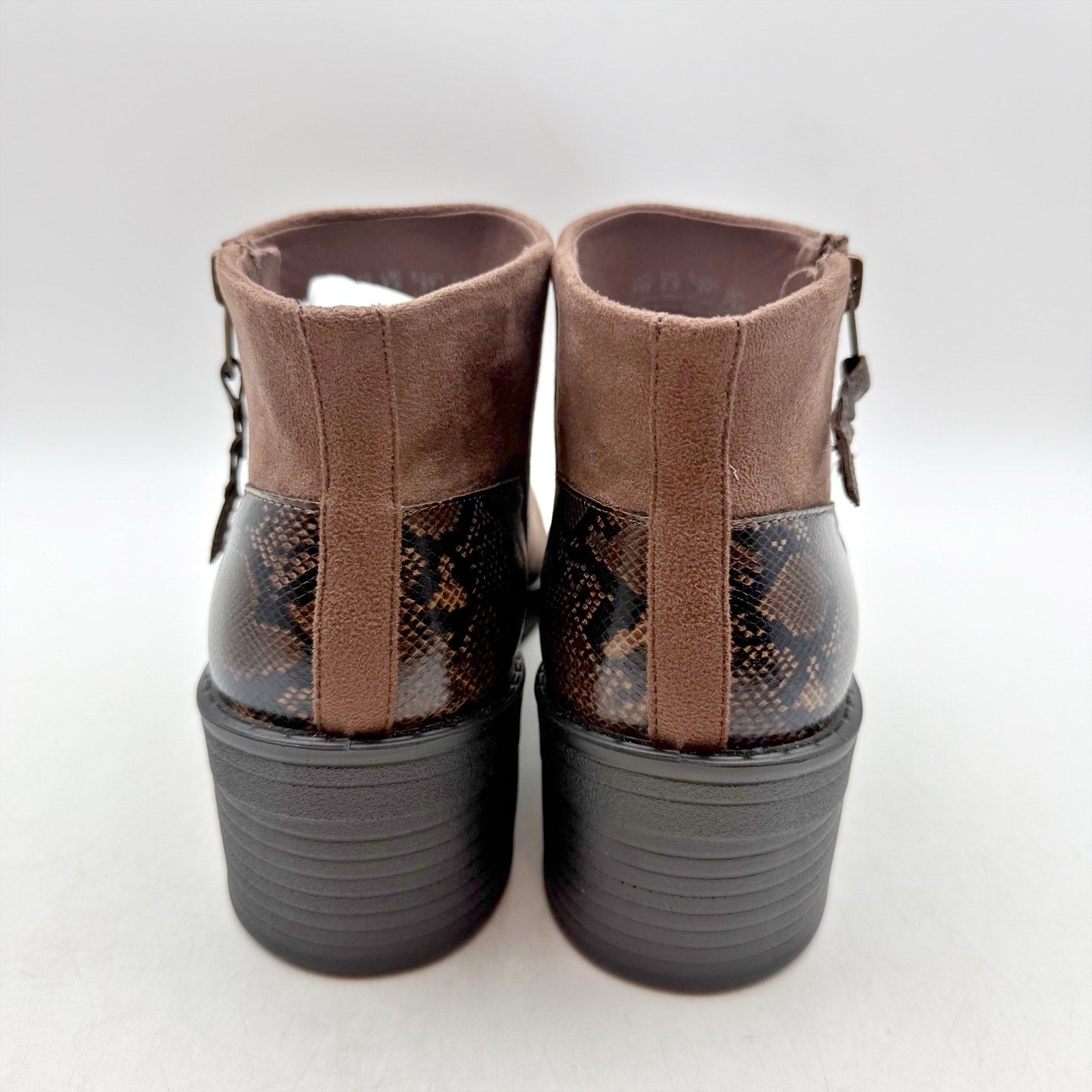 BZEES Womens Outgoing Ankle Booties Size 8 M EU 38.5 Brown Boots NIB
