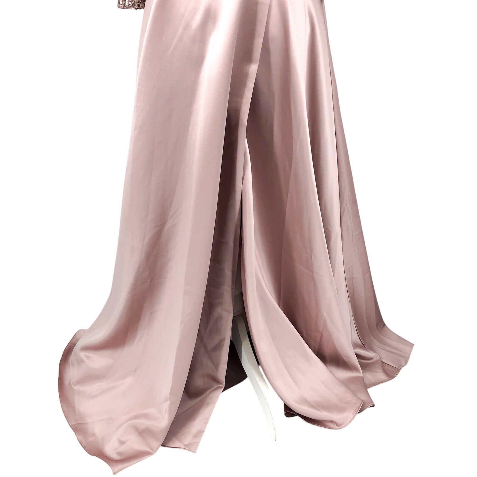 XSCAPE Women's Sequin & Satin A-Line Gown Size 10 Rose Pink Elbow Sleeve NWOT