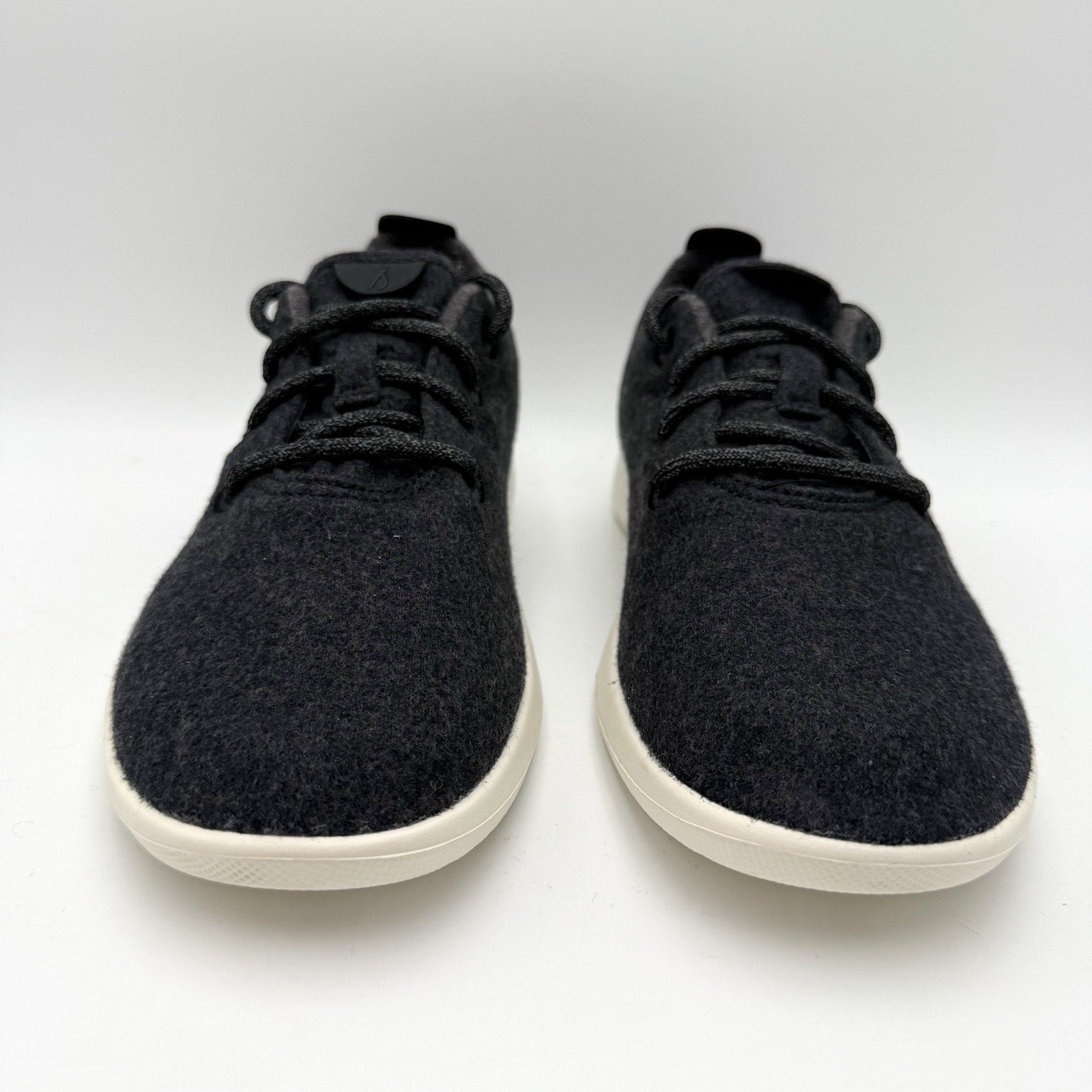 AllBirds Mens Wool Runner Casual Sneakers US 8 EU 40.5 Black Cream Athletic NIB