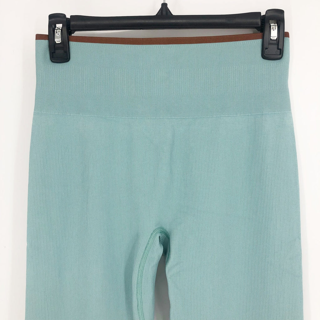 OUTDOOR VOICES Women's Seamless Rib 7/8 Leggings Medium Storm Blue NWT