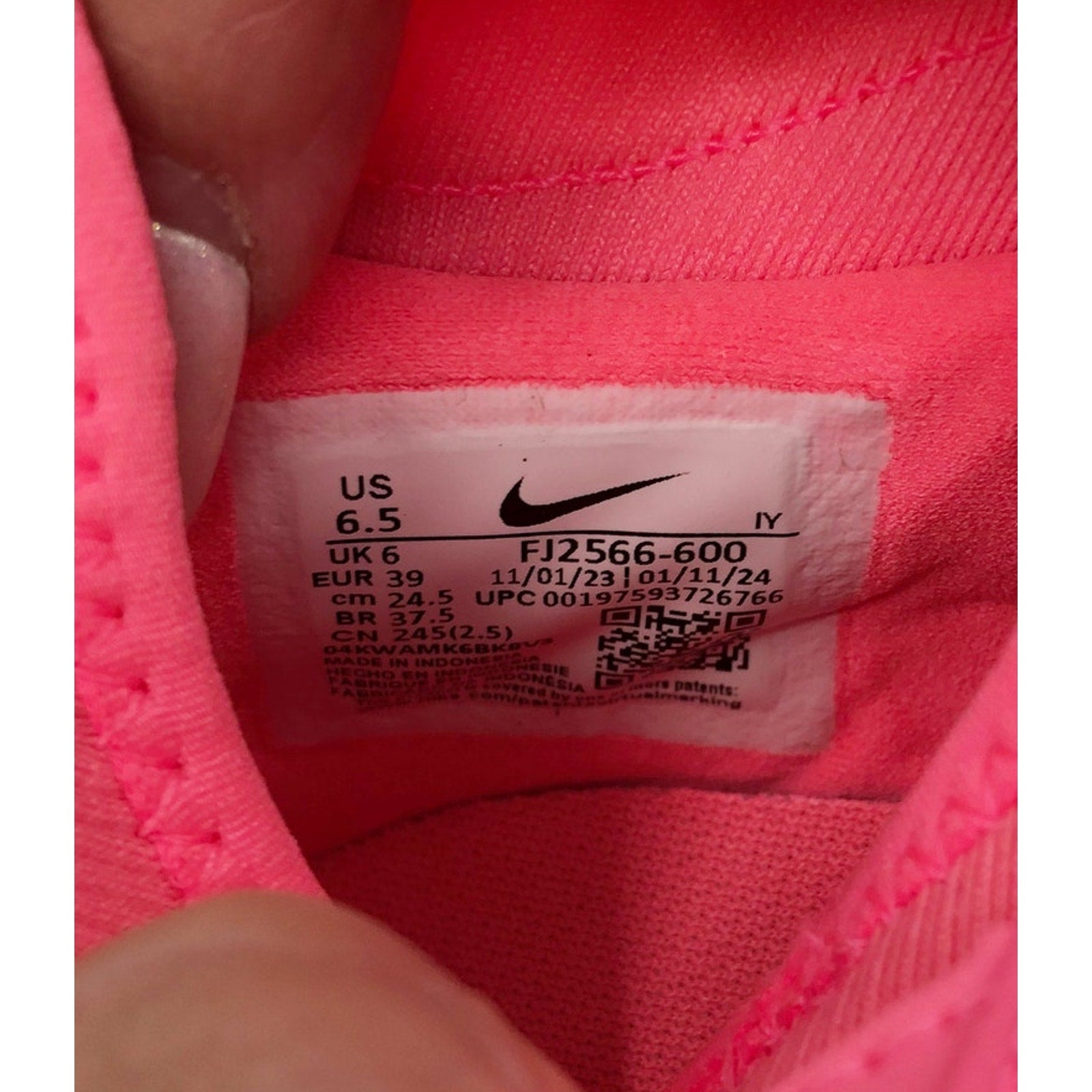 Nike Phantom Luna 2 Academy TF Soccer Shoes Mens 6.5 Womens 8W Pink Turf NWOB