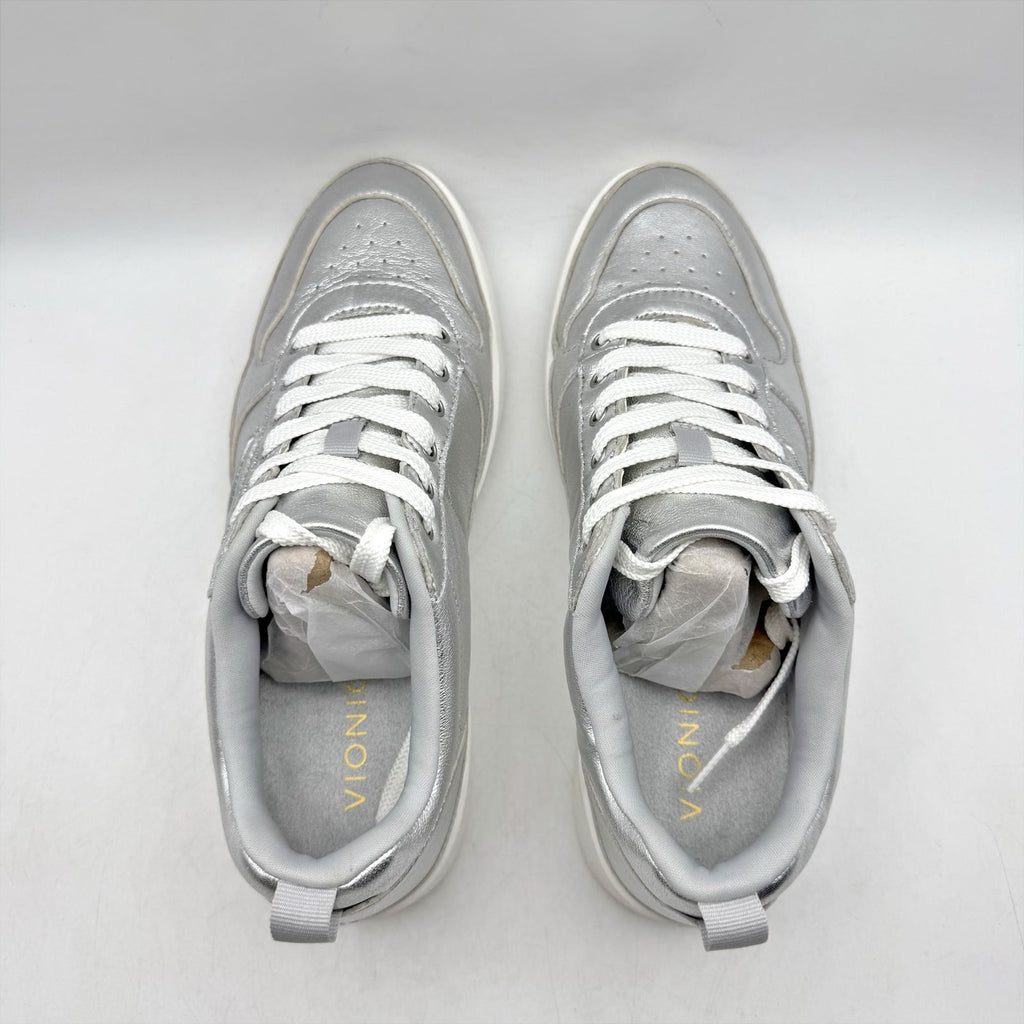 Vionic Womens Elise Casual Sneakers Size 8.5 EU 39 Silver Leather NIB