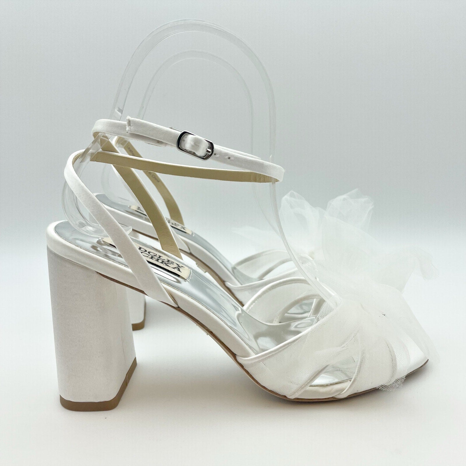 Badgley Mischka Womens Tess Heeled Sandals Size 8.5 M White Tulle Bow Bride NIB