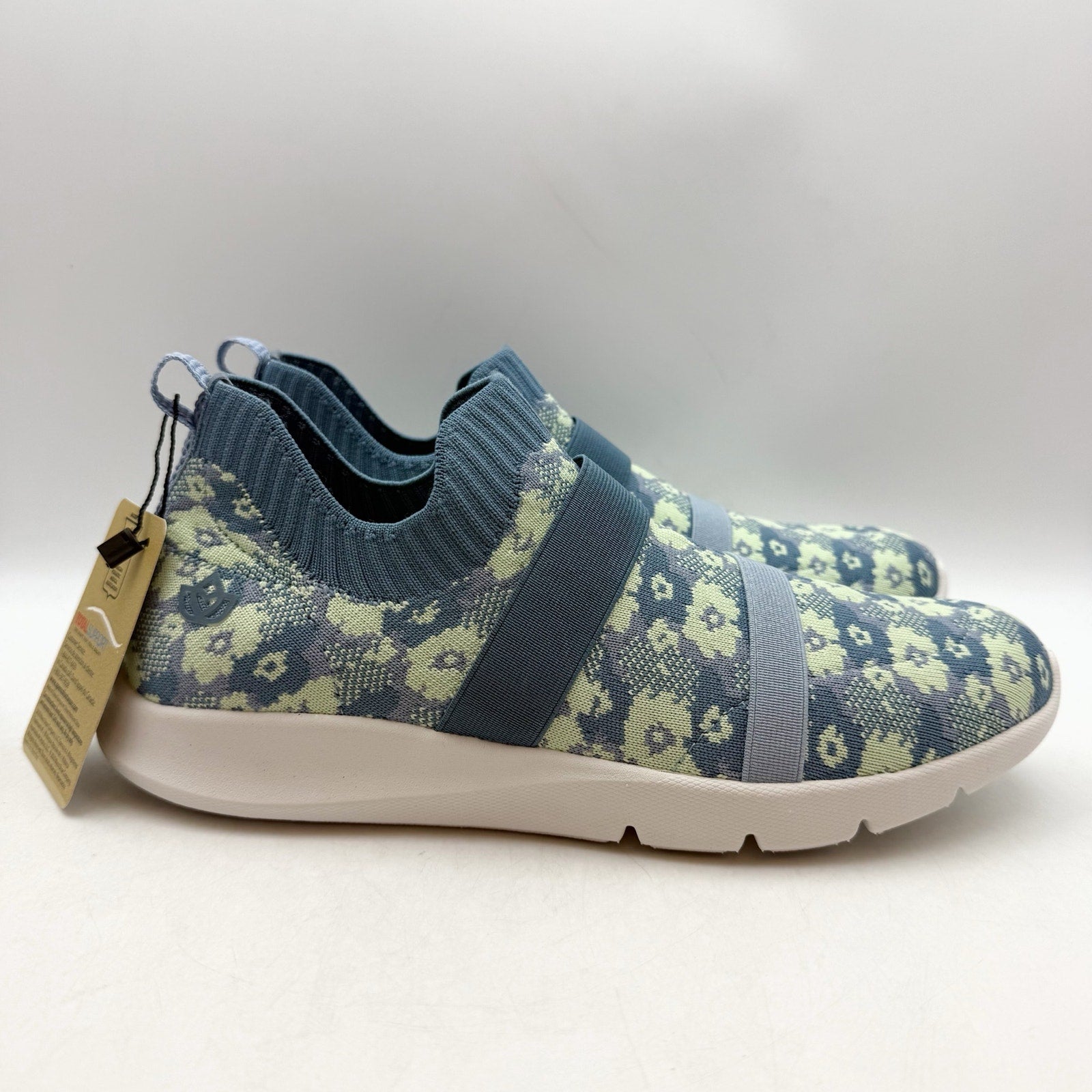 Spenco Womens Karma Stretch Sneakers US 8 M EU 38.5 Bluestone Floral Blue NIB