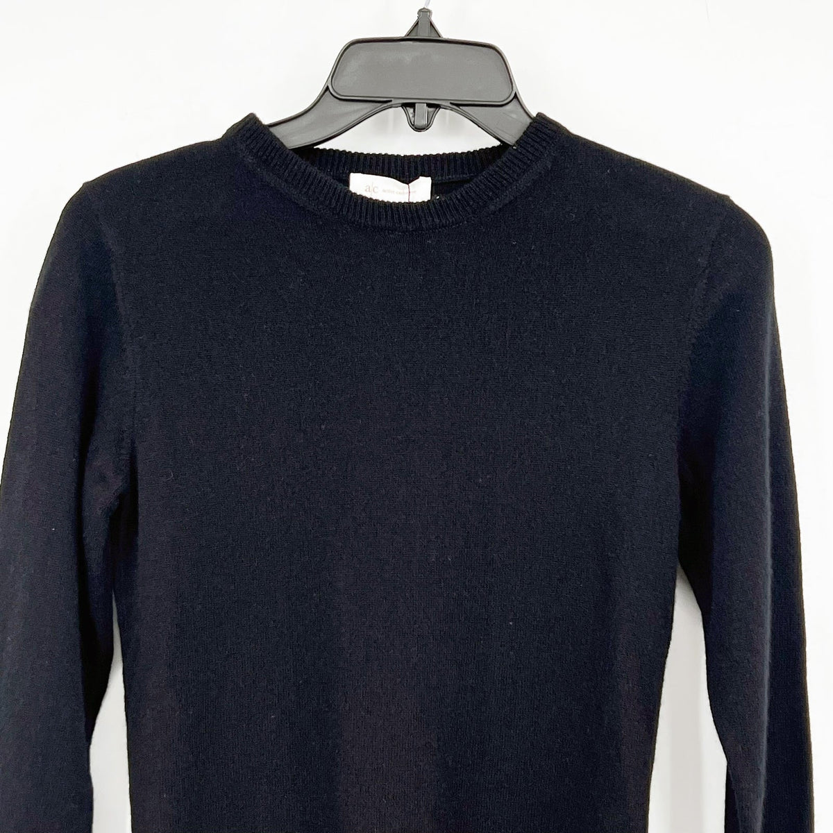 A/C ACTIVE CASHMERE Womens Fitted Cashmere Sweater XS Black Crewneck NWT
