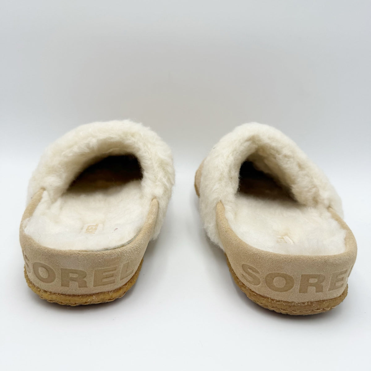 SOREL Kids Nakiska Slide II Slippers Size 5 Ceramic Gold Suede Hard Bottom NWOB