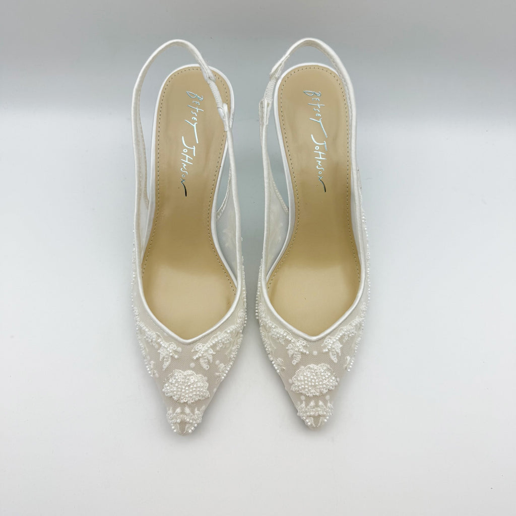 Blue Betsey Johnson Womens Nikki High Heels Size 7.5 White Lace Sling Back NWOB