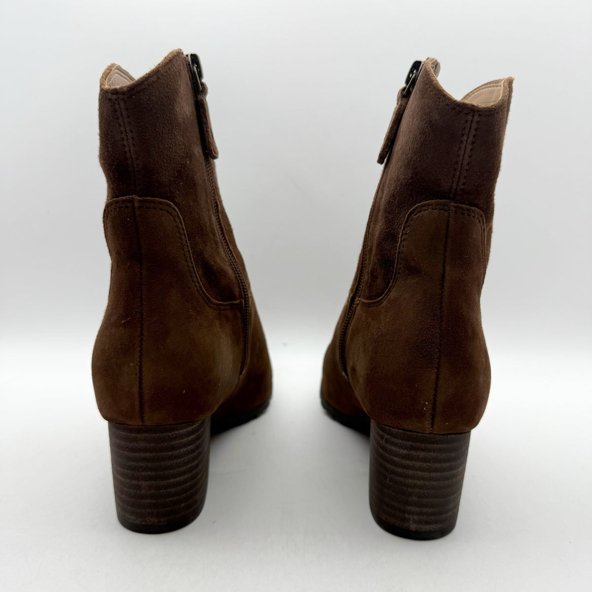 VIONIC Womens Bishop Western Ankle Boots US 6.5 Brown Suede Water Repellent NWOB