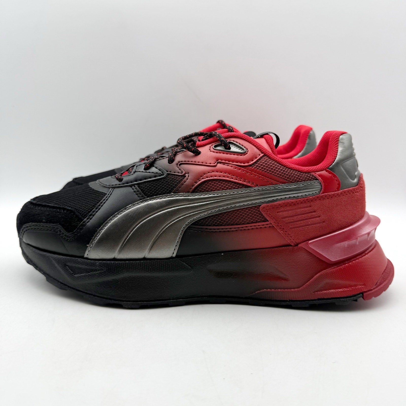 Puma Mens Ferrari Mirage Sport Sneakers US 7 EU 39 Black Red Athletic NIB