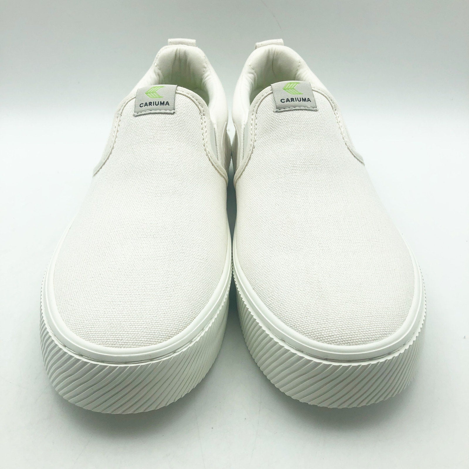 Cariuma Women's Slip-On Canvas Sneakers Size 9 Off White Casual Shoes NIB