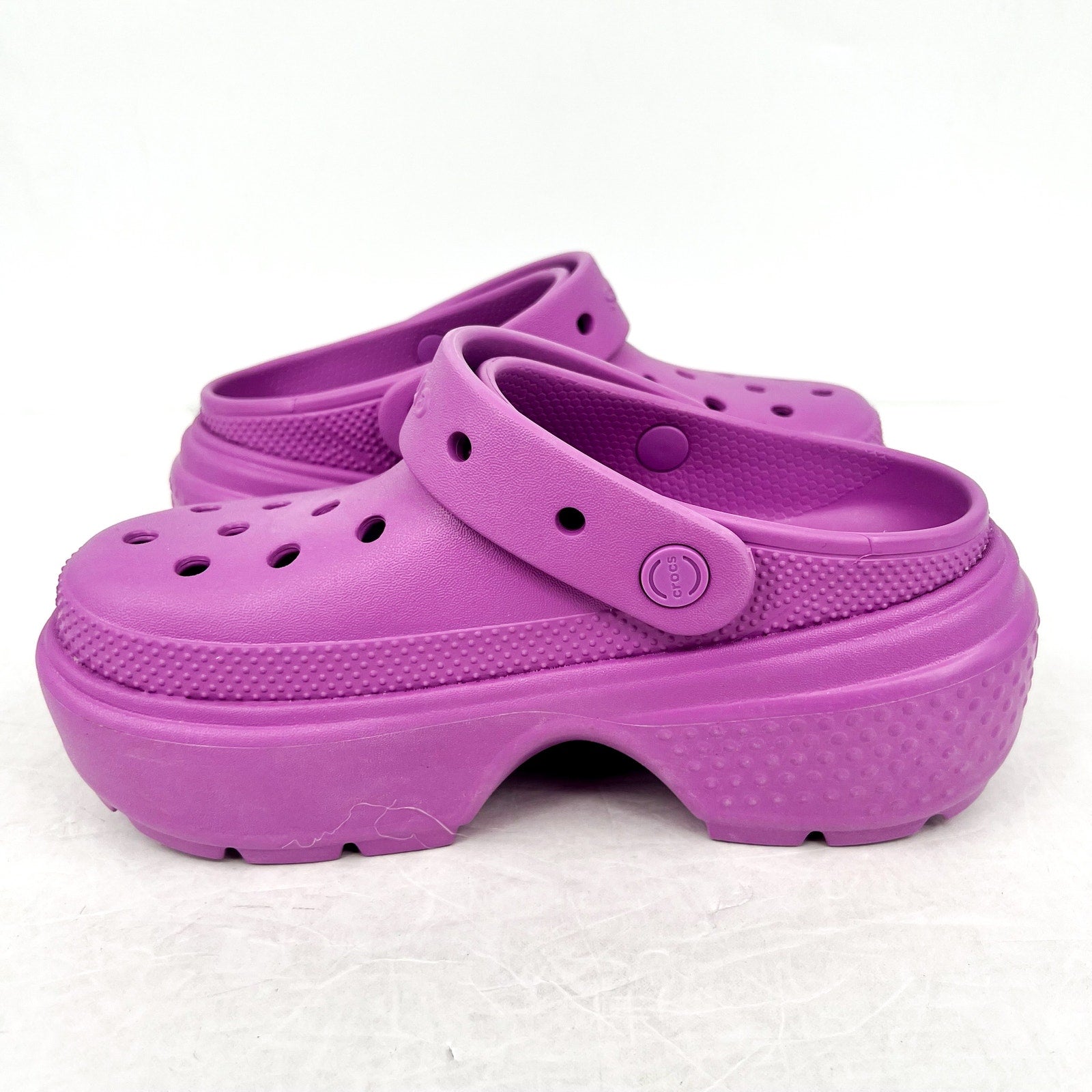 Crocs Womens Platform Chunky Stomp Clogs Size 6 Bubble Pink NWT