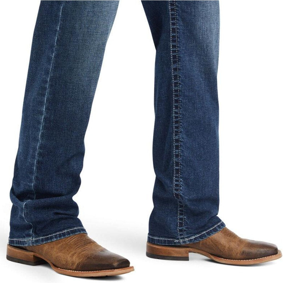 ARIAT Men's M4 Hugo Boot Cut Jeans 38x32 Medium Blue Wash Relaxed Fit NWT