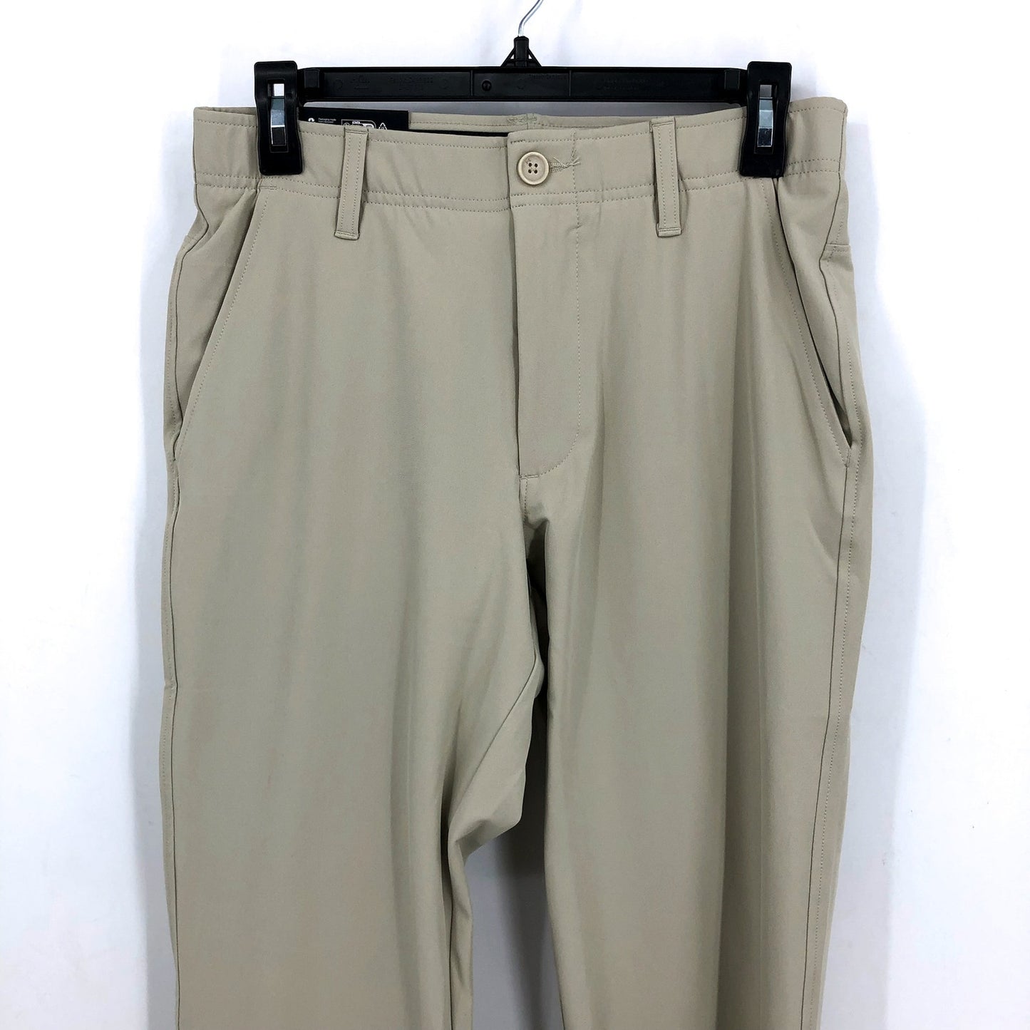 UNDER ARMOUR Mens Drive Tapered Fit Golf Pants 30x32 Tan Khaki Flat Front NWT