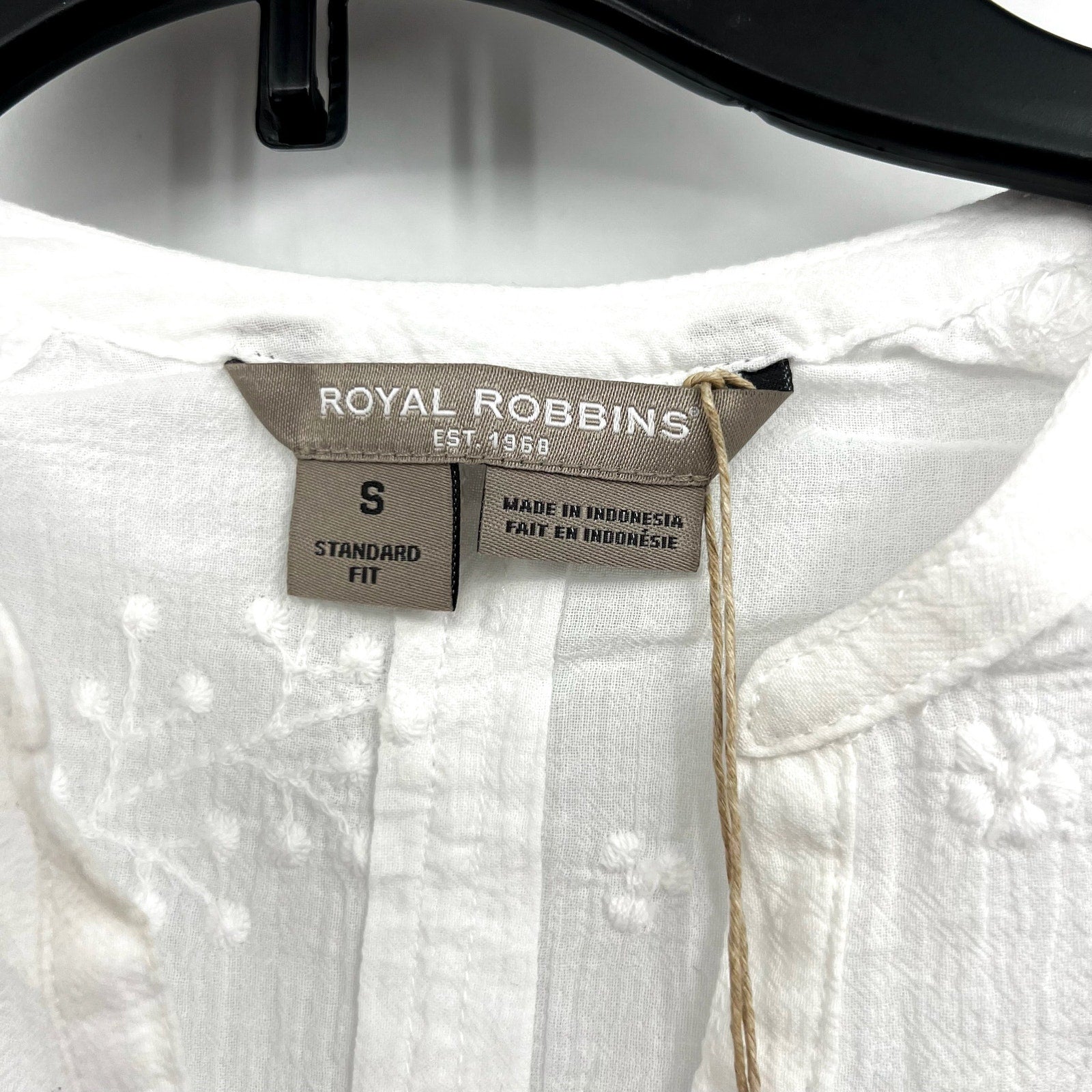 ROYAL ROBBINS Women's Oasis Tunic II Top Small White Embroidered 3/4 Sleeve NWT
