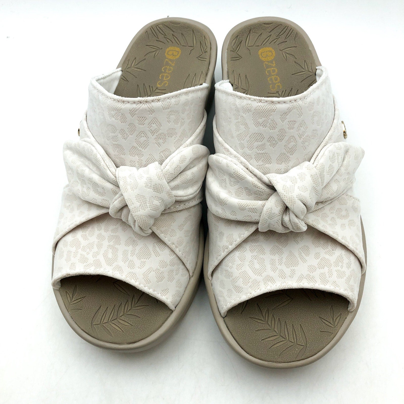 BZEES Womens Smile Comfort Wedge Slide Sandals 6.5 WIDE Cream Cheetah NIB