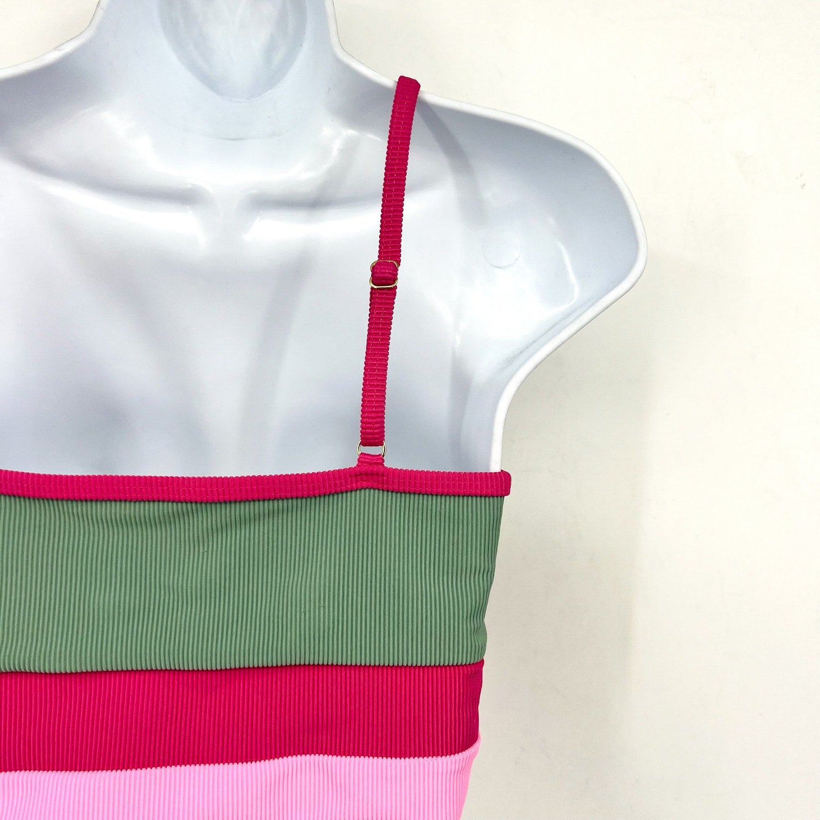 BEACH RIOT Women's Eva Bikini Top Medium Green Pink Sage Bloom Colorblock NWT