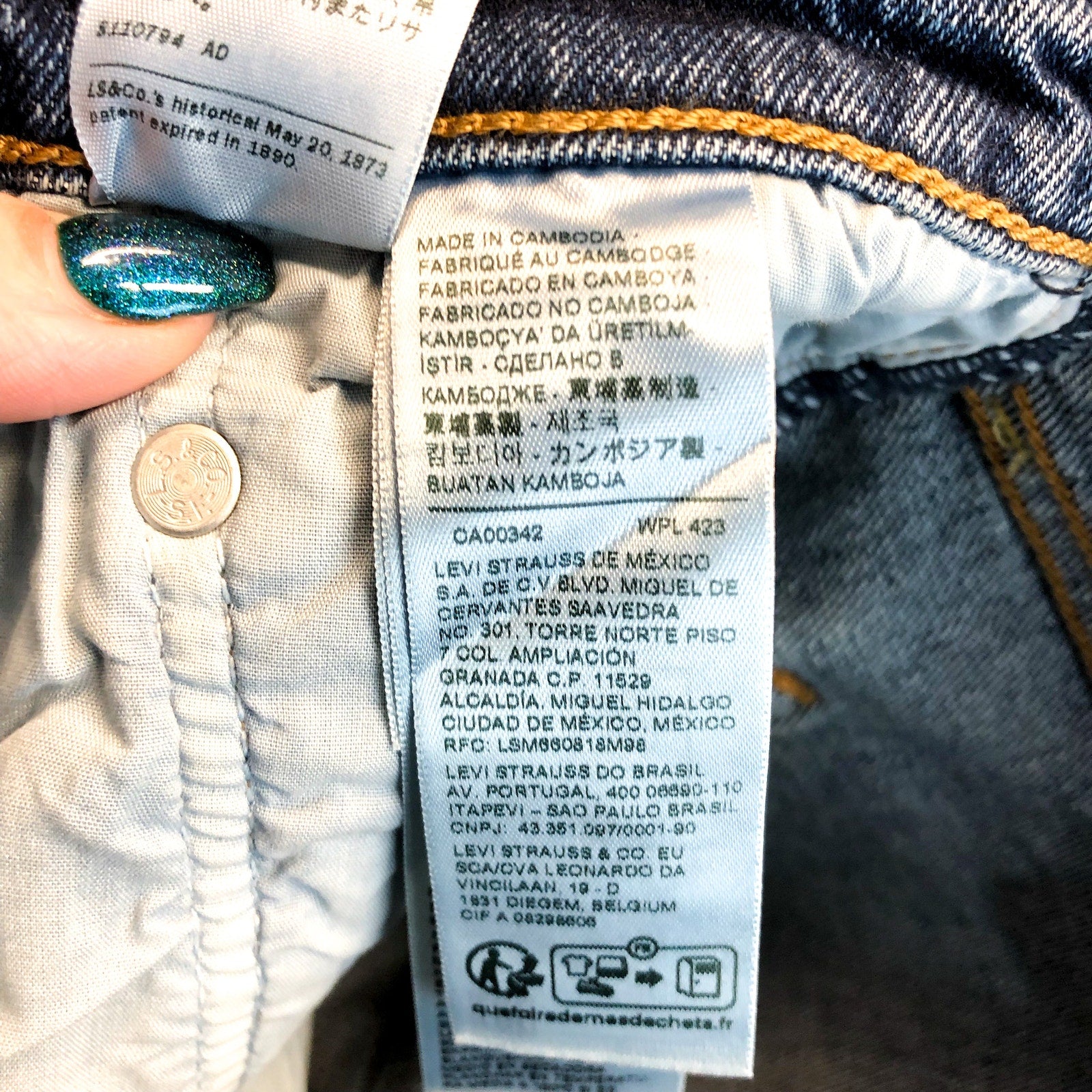 Levi's Womens Ribcage Straight Jeans 30x32 SIZE 10 Valley View 790780007 NWT