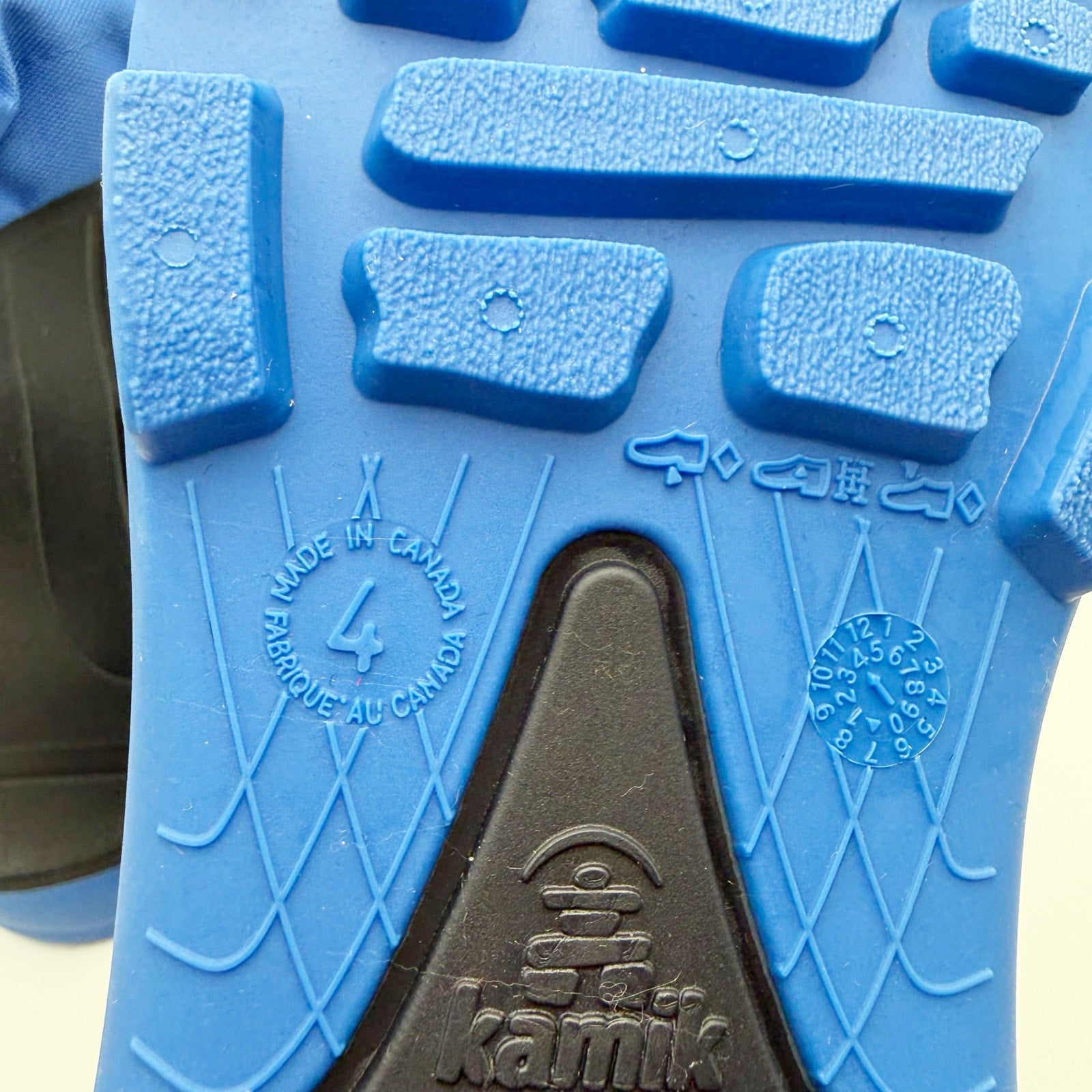 Kamik Kids Snobuster Winter Boots US 4 EU 36 Grey Blue Waterproof NIB