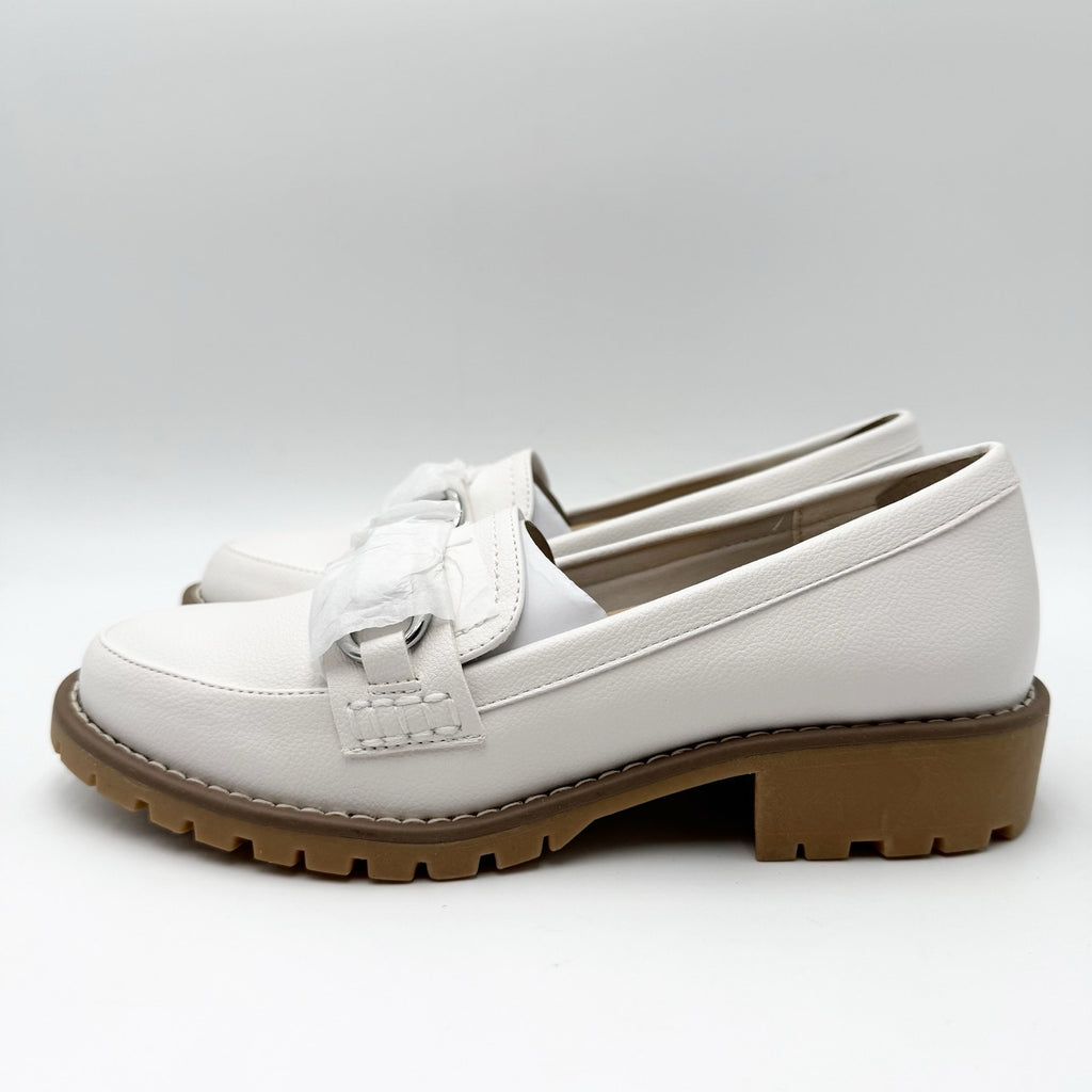DV by Dolce Vita Womens Chressly Loafers Size 8.5 White Vegan Leather NWOB