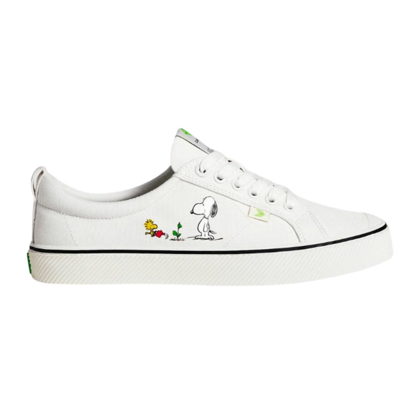 Cariuma x Peanuts Womens OCA Low Skate Sneakers Size 6 White Canvas Snoopy NIB