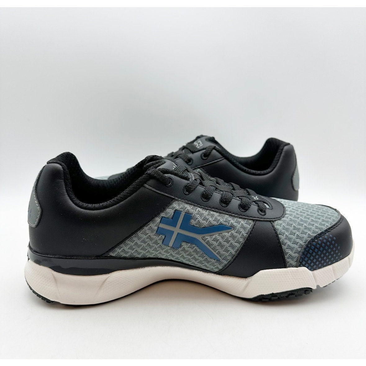 KURU Mens Quantum Athletic Shoes Size 8.5 WIDE Black White Gray Sneakers NWOB