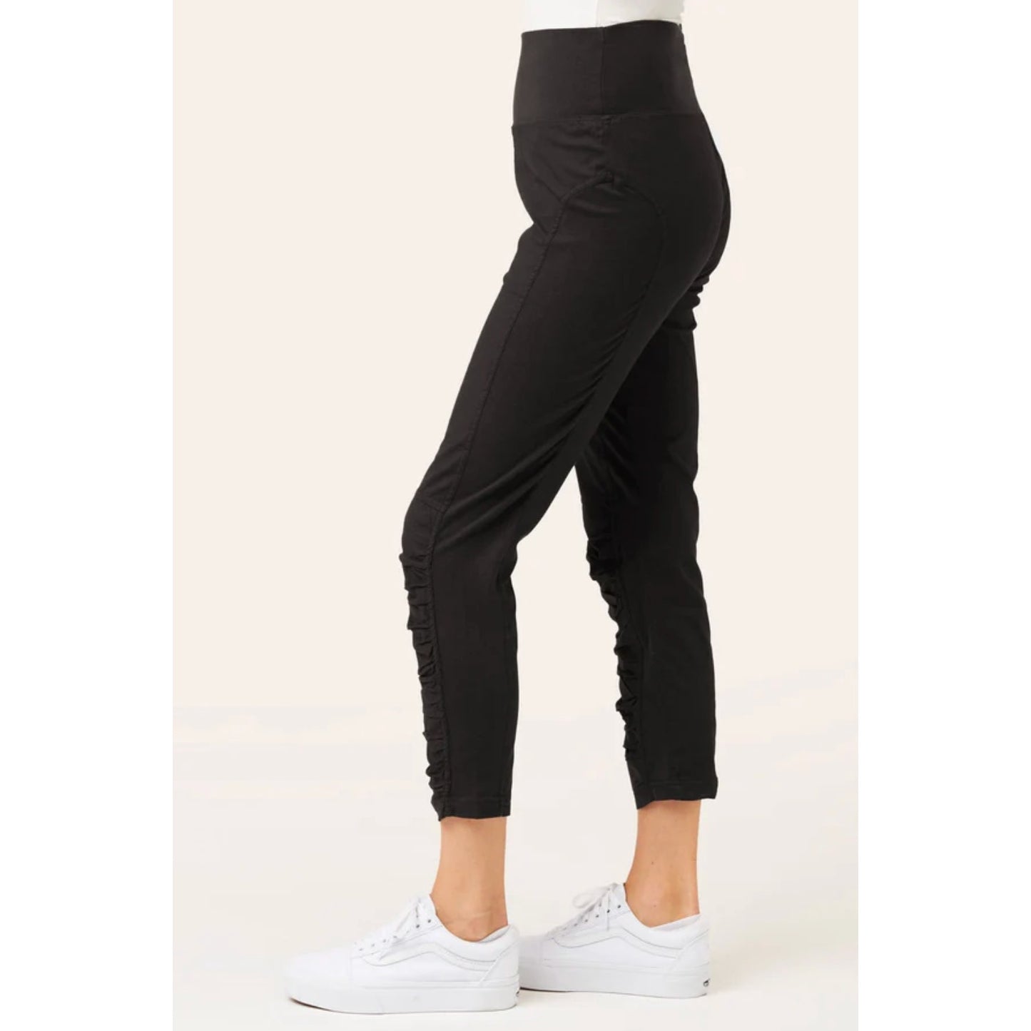 XCVI WEARABLES Women's Jetter Crop Leggings Large Black Ruched Stretch NWT