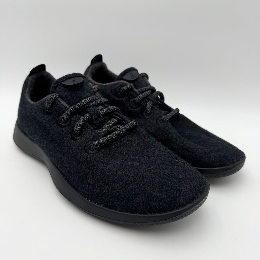 AllBirds Womens Wool Runner Casual Sneakers US 9 EU 39 Black Athletic NIB