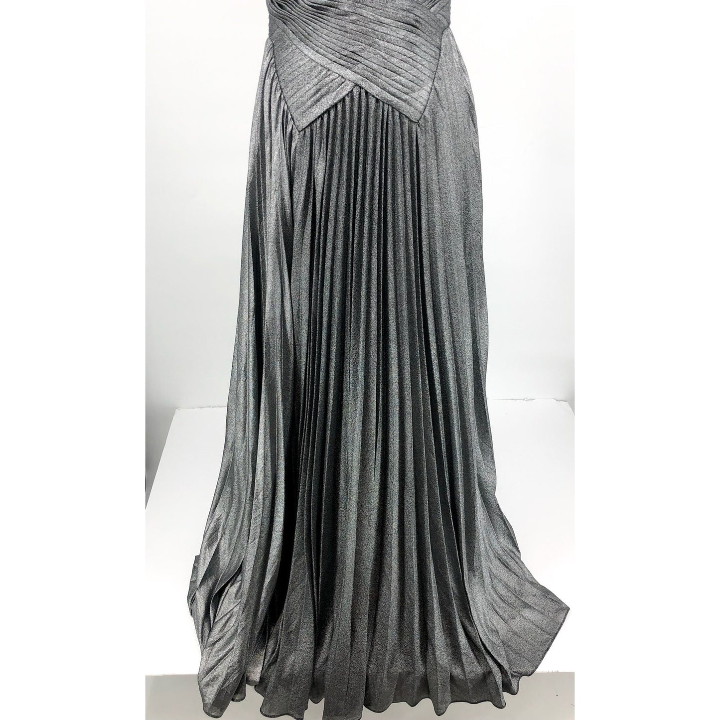 ZAC POSEN Women's Pleated Metallic Chiffon Gown Size 6 Silver Sleeveless NWT