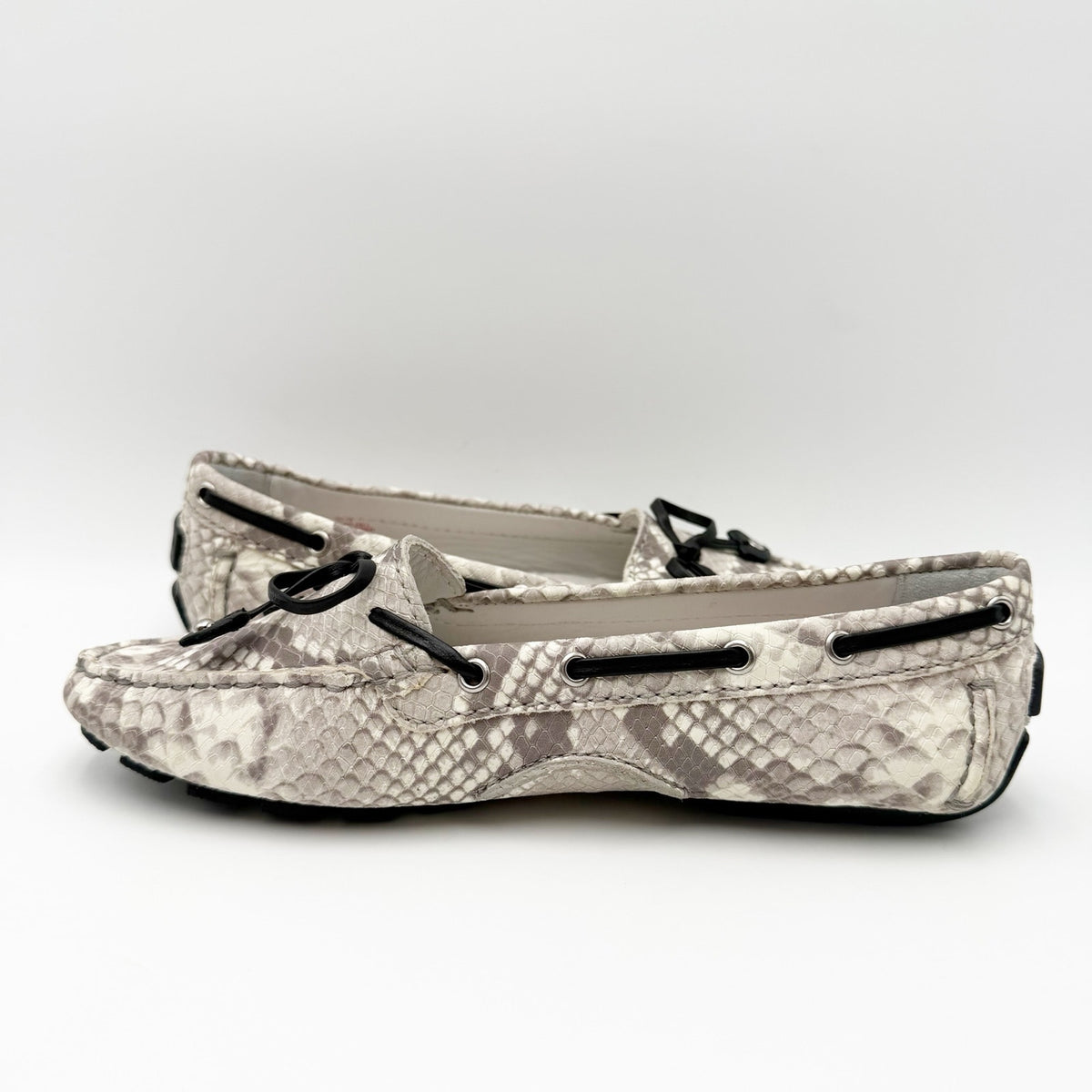 Marc Joseph NY Womens Cypress Hill Loafers Size 5.5 M Grey White Leather NWOB
