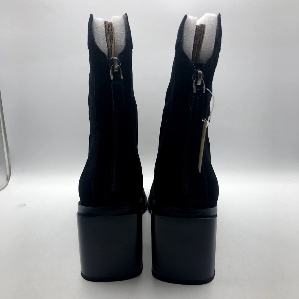 Vince Camuto Womens Kortimy Ankle Boot US 7 Black Suede Heel Water Repellant NIB