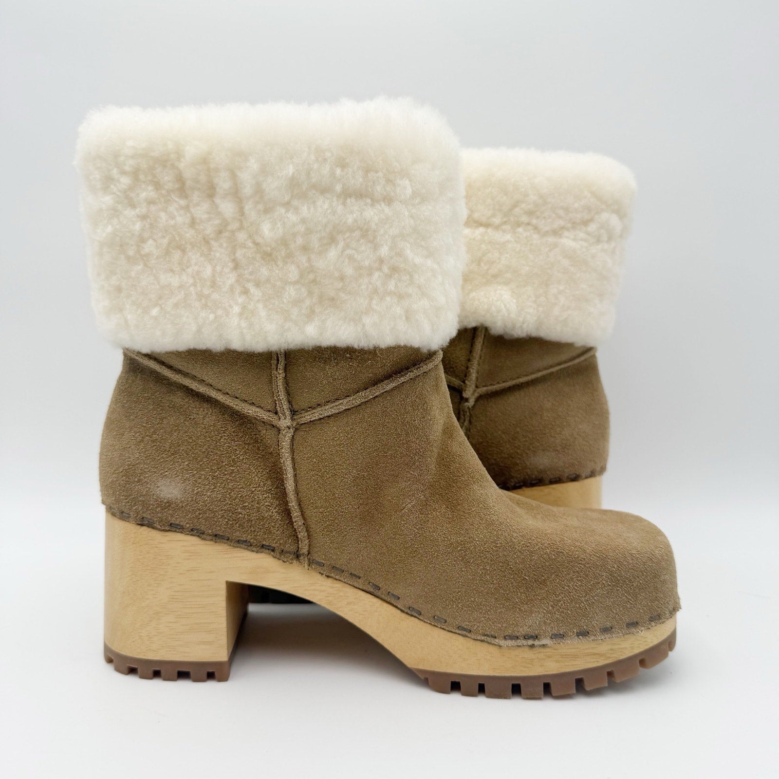 MIA Clogs Womens Jildie Boots Size M Beige Tan Suede Fur Trim NWOB