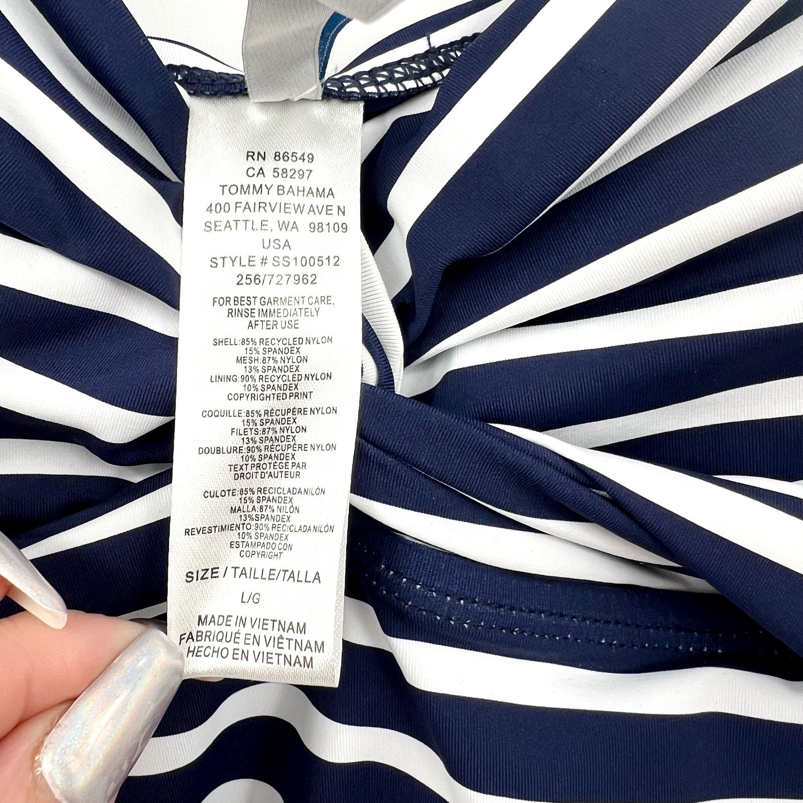 TOMMY BAHAMA Coastline Stripe Underwire Tankini Top Large Blue White NWT