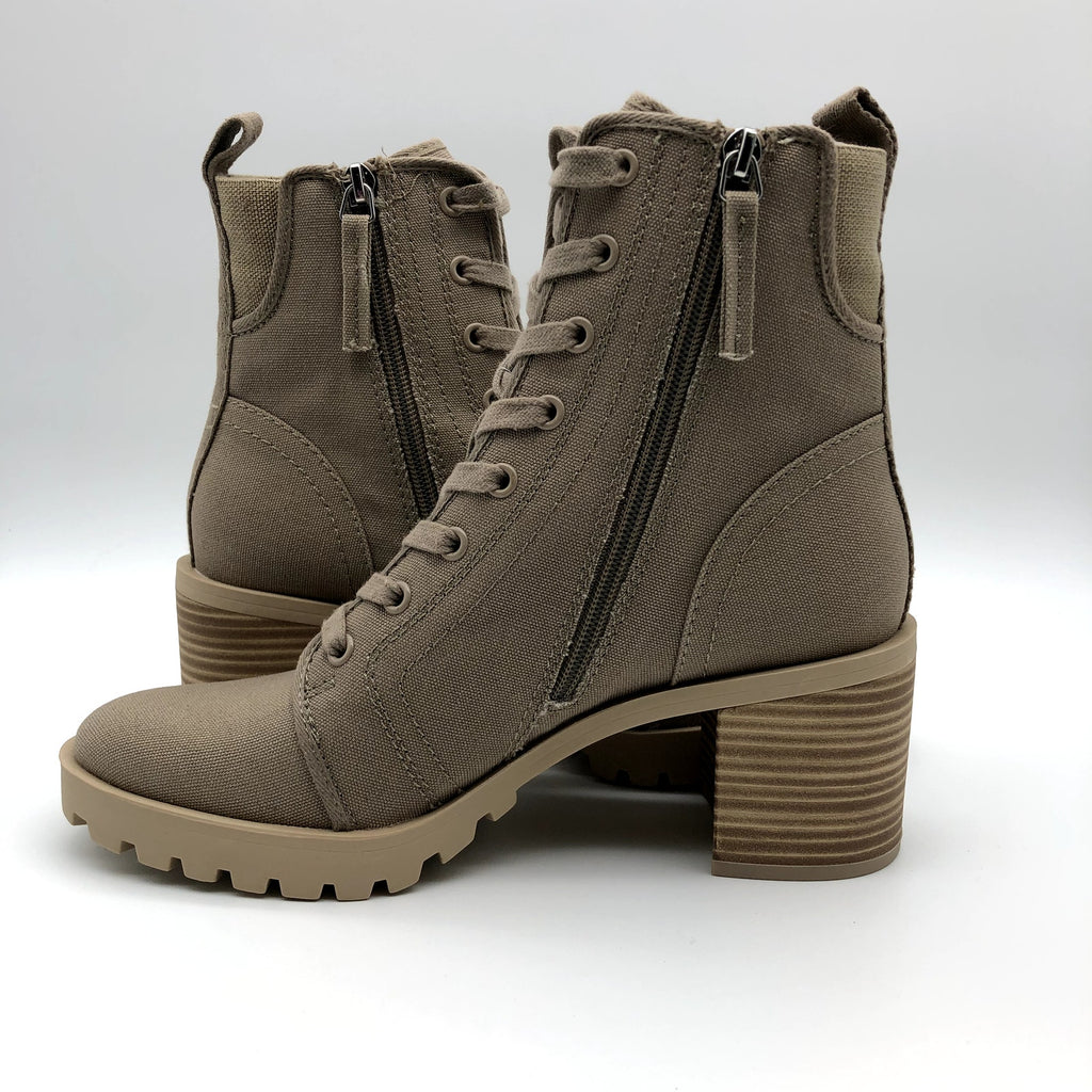 Dolce Vita Womens Combat Boots Size 6.5 Tan Canvas Stacked Heel NWOB