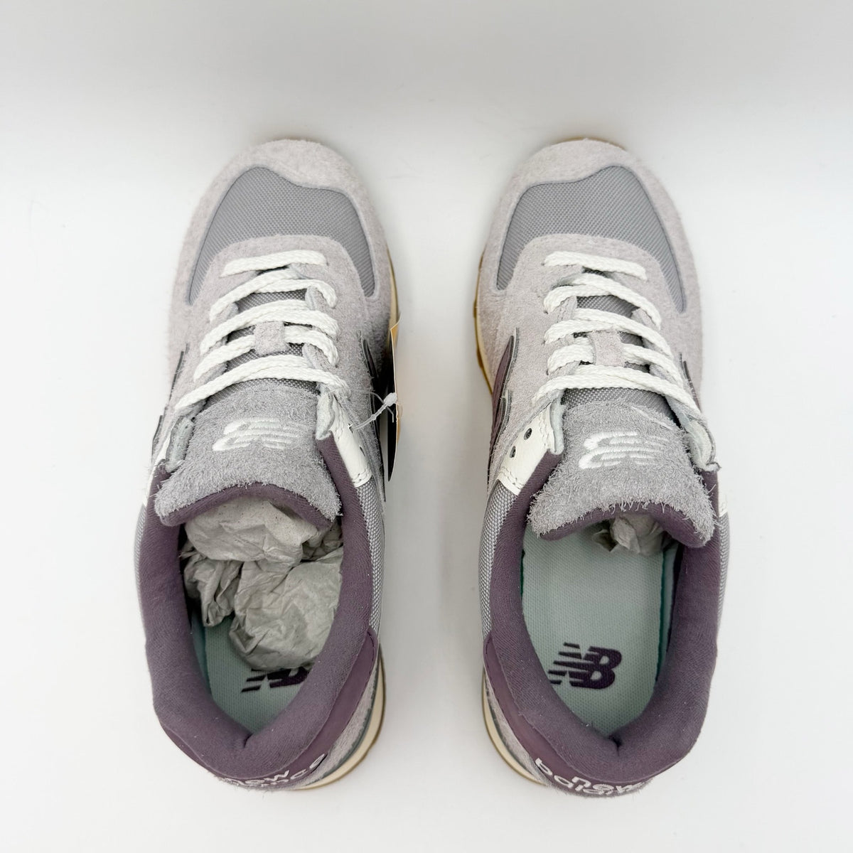 New Balance Womens 574V2 Casual Sneakers 7.5 WIDE Purple Grey Cordura NWT