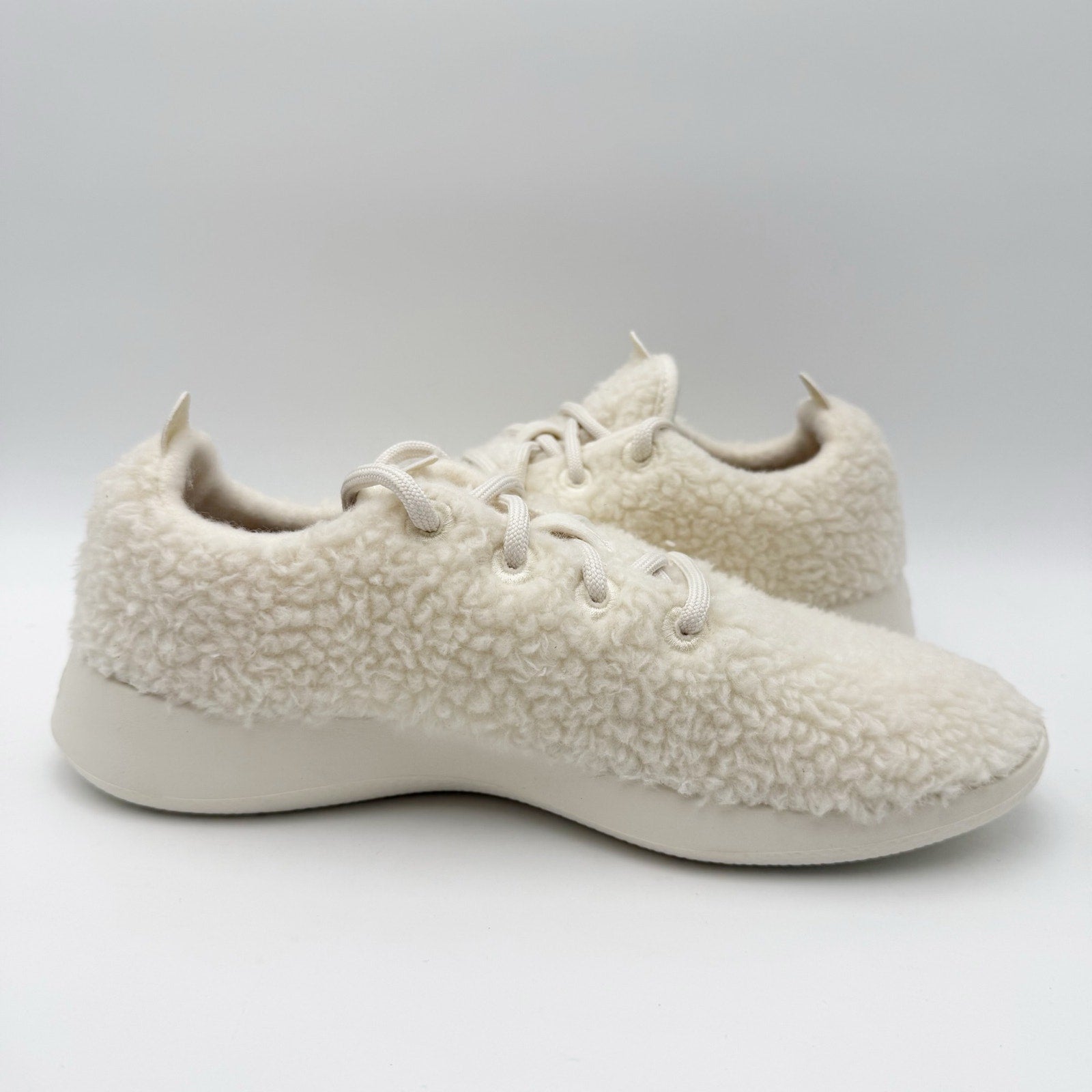 AllBirds Womens Runner Fluff Sneakers US 9 EU 39 White Merino Wool Comfort NIB