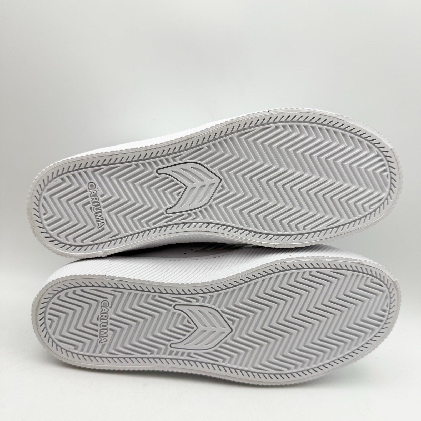 CARIUMA Womens Salvas Low Sneakers US 6.5 EU 37 White Leather NIB