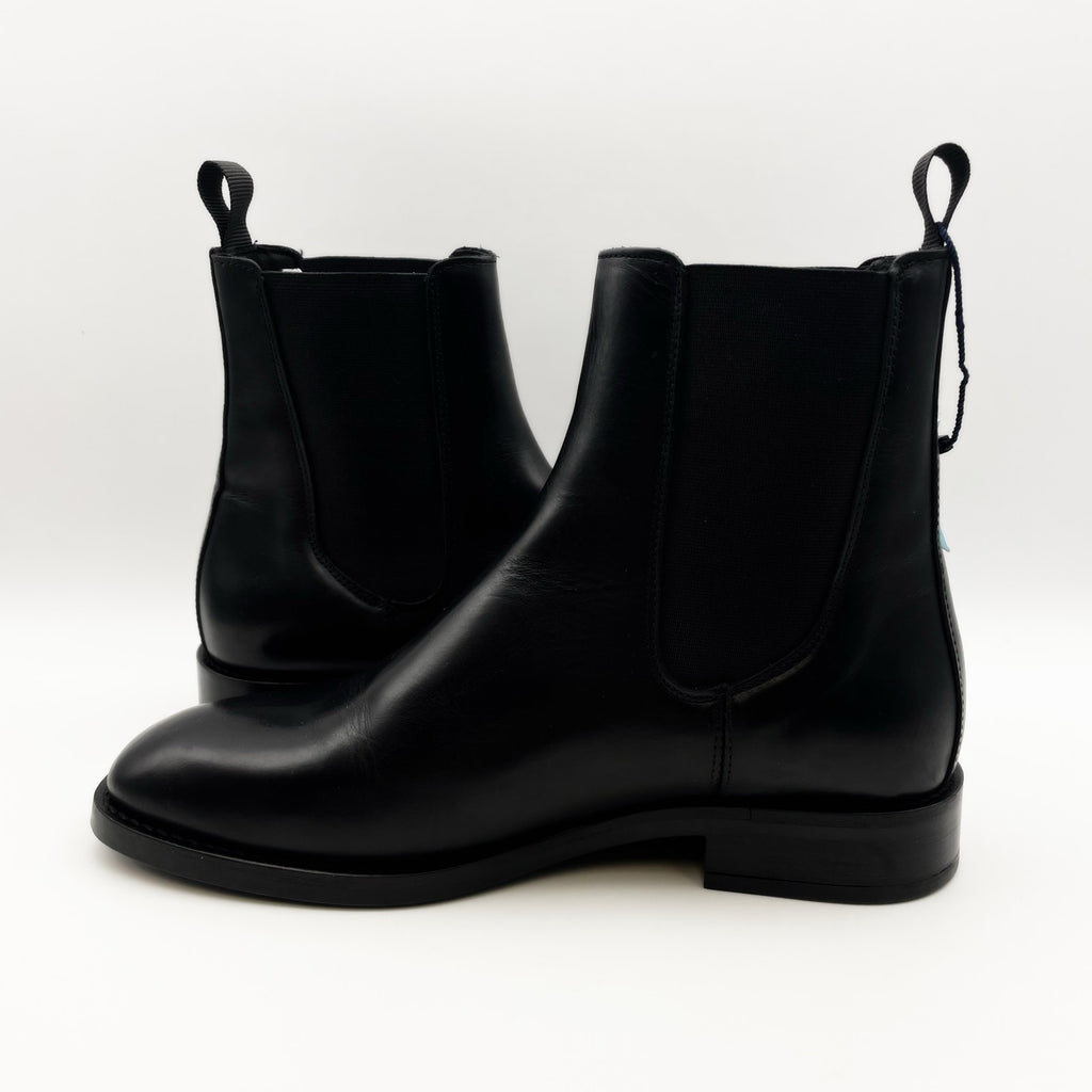 Gant Women's Fayy Chelsea Boots Size 7.5 EU 39 Black Leather Pull-On NWOB