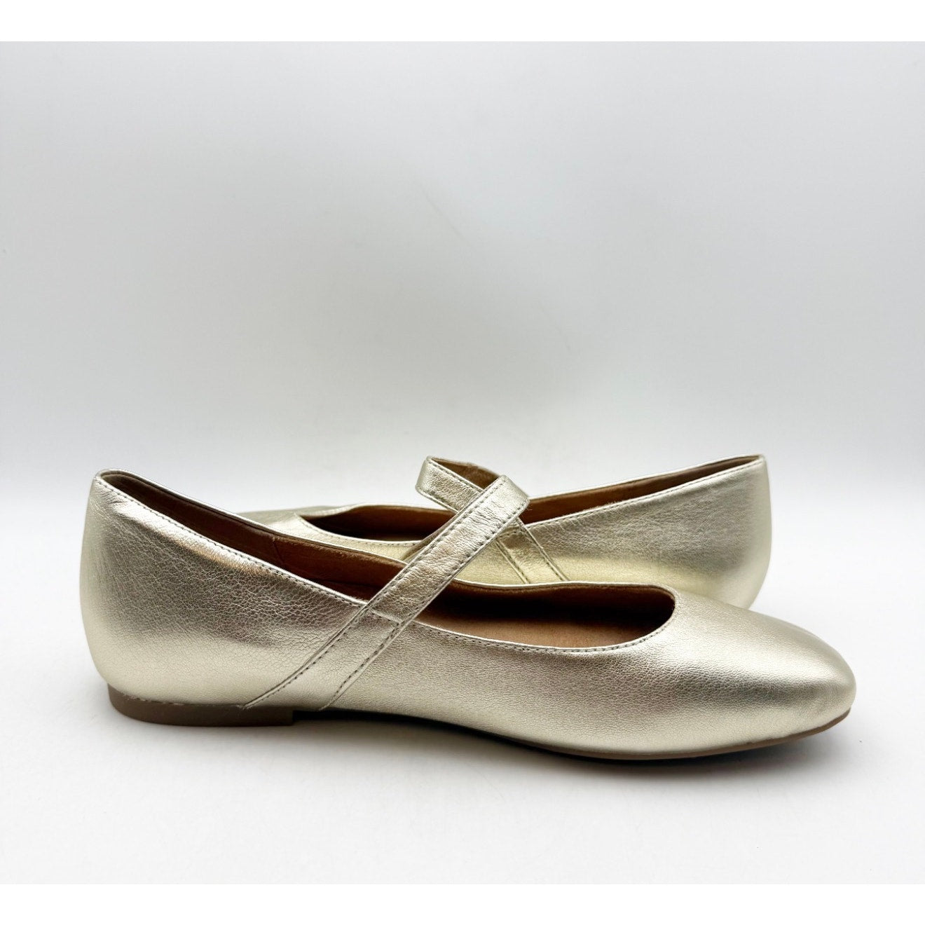 Vionic Womens Alameda Mary Jane Flats US 7 EU 37 Gold Metallic Leather NIB