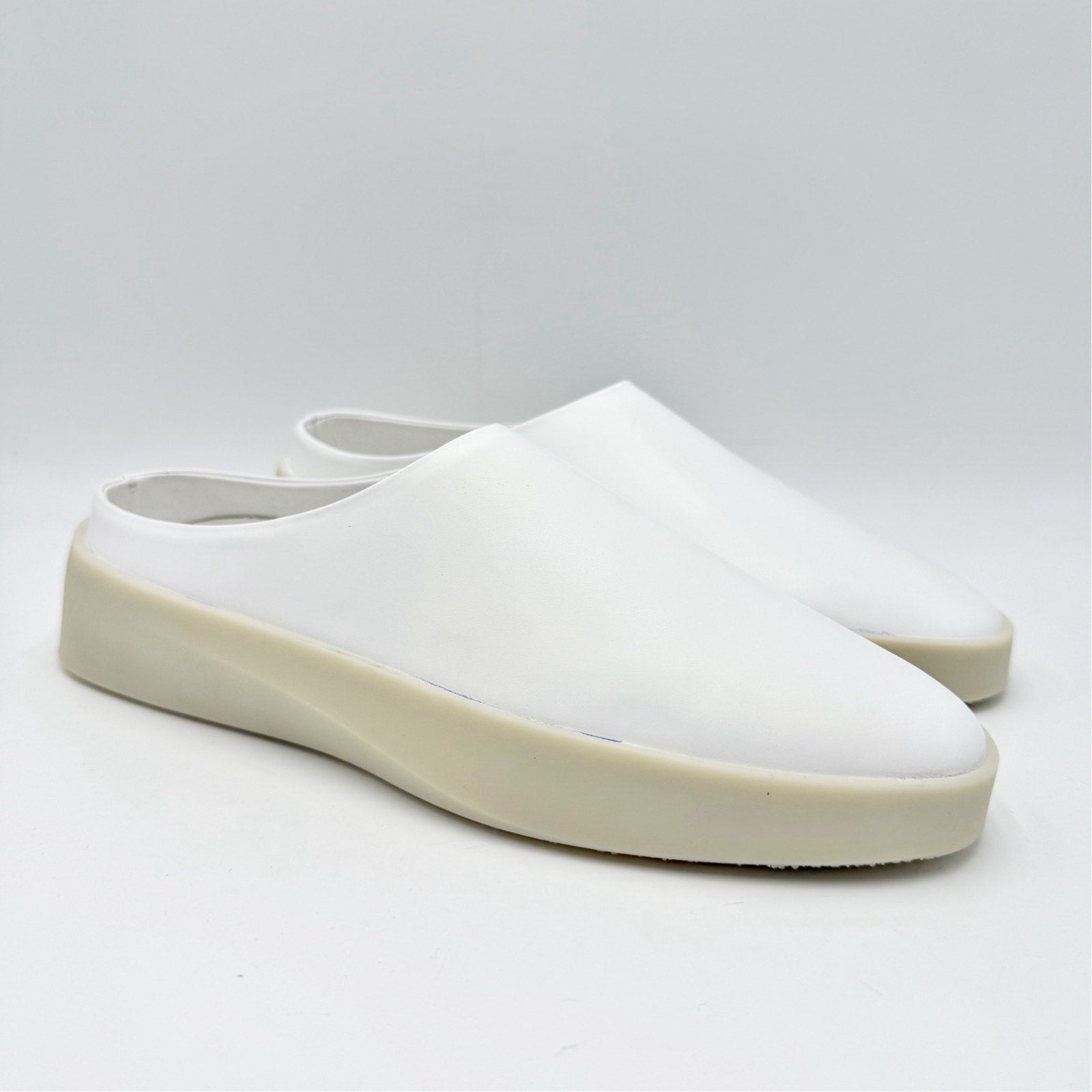 Wolf & Shepherd Cruise Mule Slip On Shoes Mens 5.5 Womens 7 White Leather NIB
