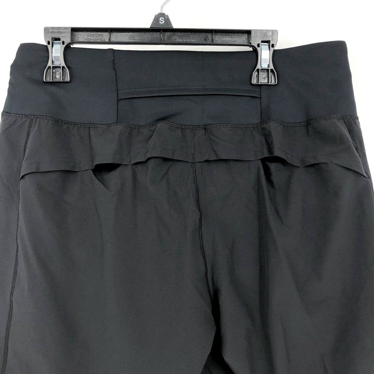 BROOKS Women's Chaser 7" Running Shorts Size Small Black Athletic Stretch NWT