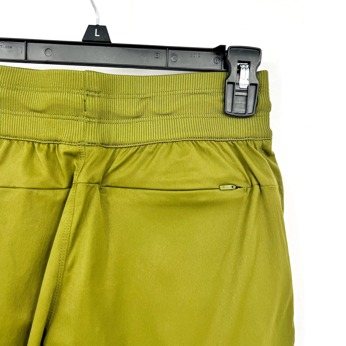 THE NORTH FACE Women's Aphrodite Motion Shorts XS Forest Olive Green NWT