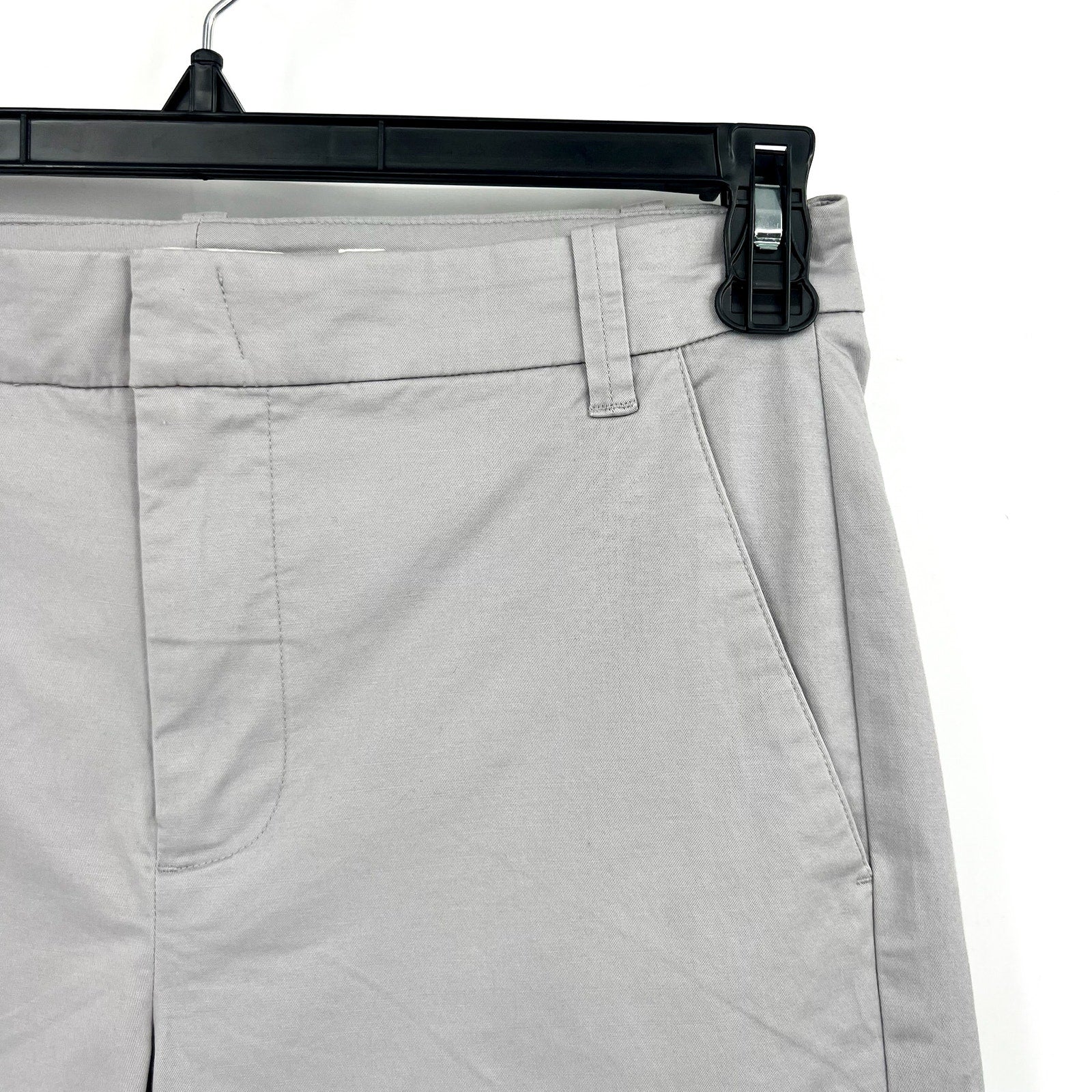 VINCE Womens Coin Pkt Bermuda Shorts Size 6 Grey Fog Stretch Flat Front NWOT