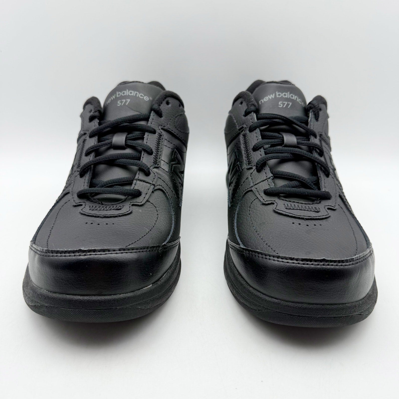 New Balance Womens 577 Walking Sneakers US 9 Wide Black Leather Athletic NIB