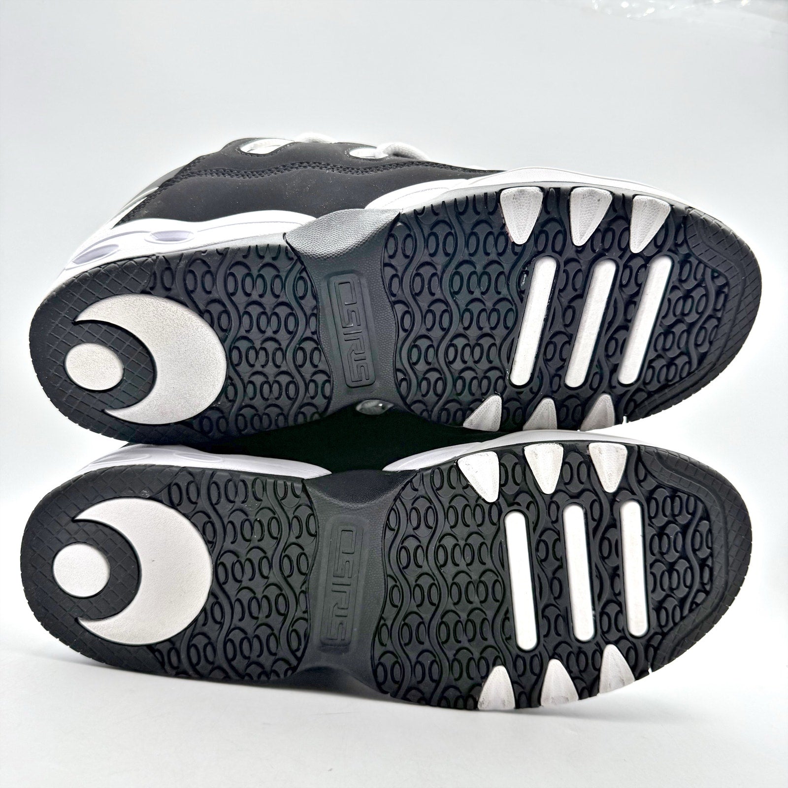 Osiris Mens D3 OG Sneakers US 12 EU 47 Black White EUC