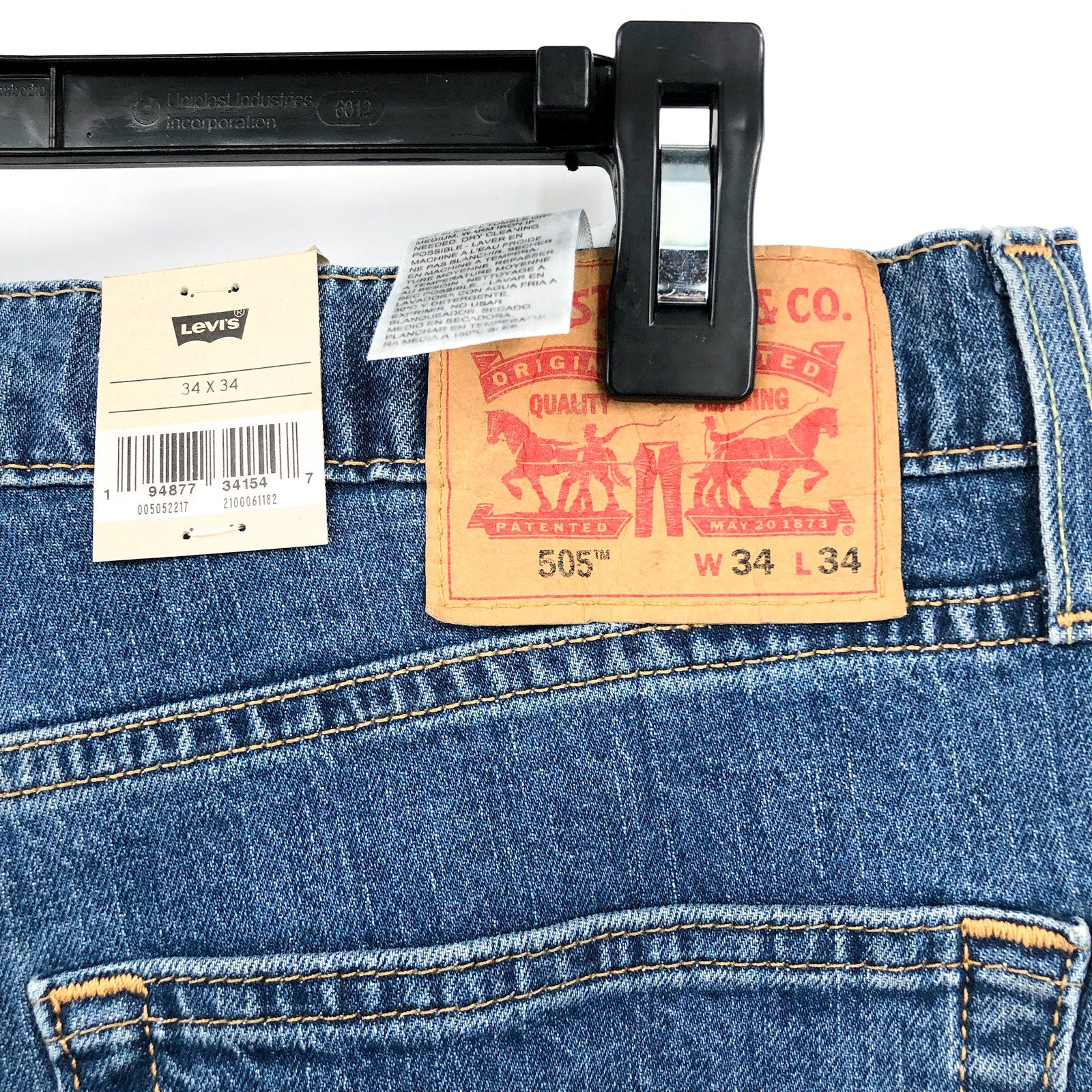 LEVI'S Men's 505 Regular Fit Jeans 34x34 Medium Blue Fremont NWT 00505-2217