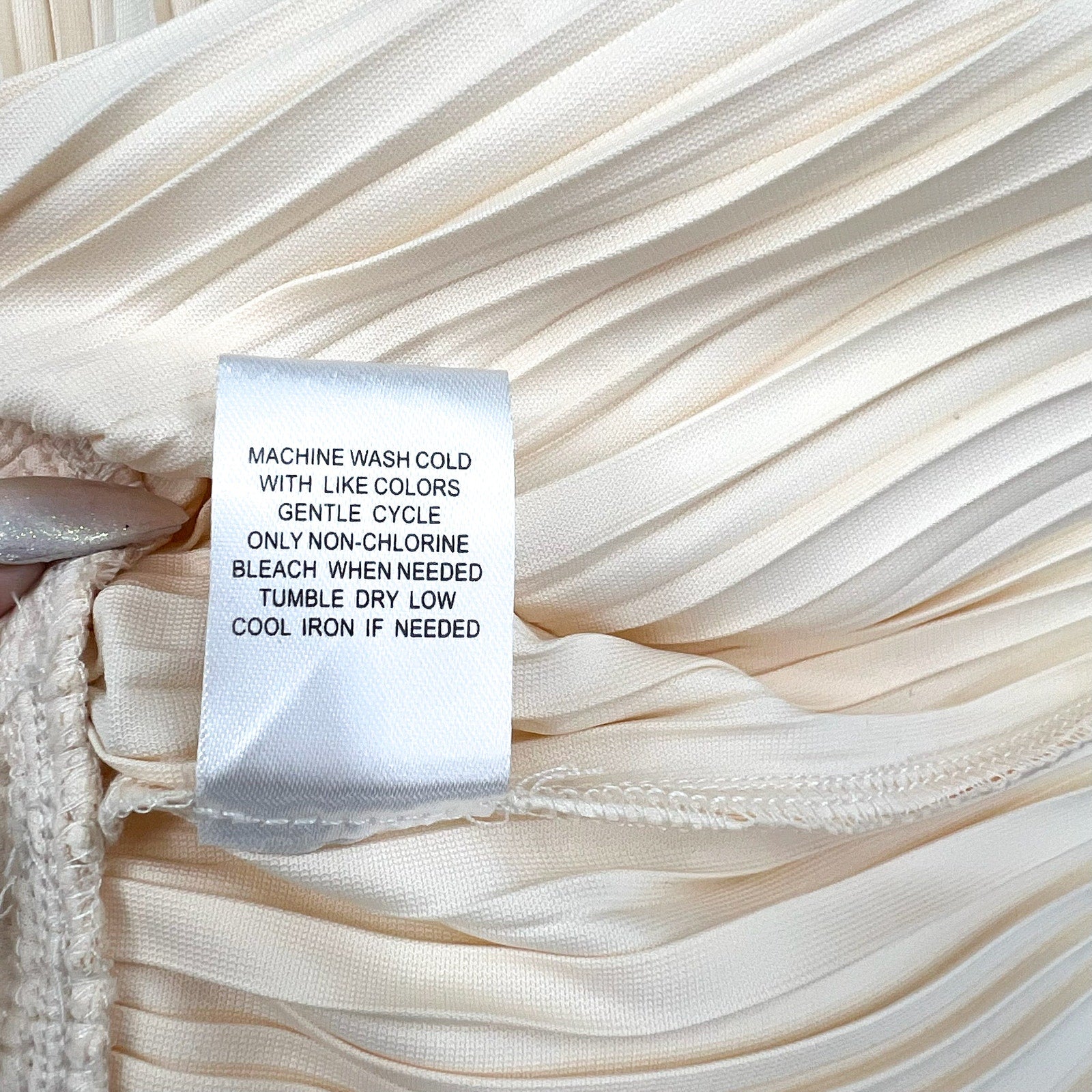DANIEL RAINN Womens Pleated Peplum Blouse Medium Ivory Long Sleeve NWT