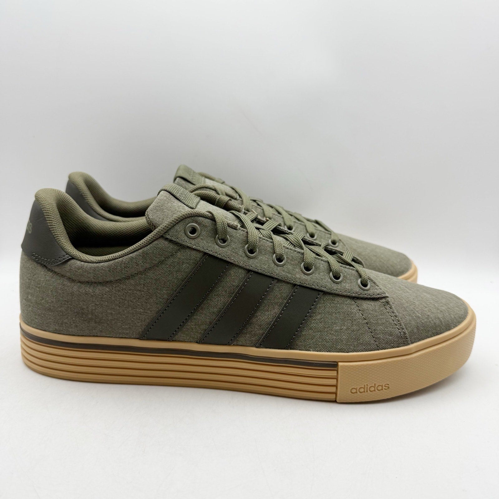 Adidas Mens Daily 4.0 Casual Sneakers US 13 Olive Green Gum NIB