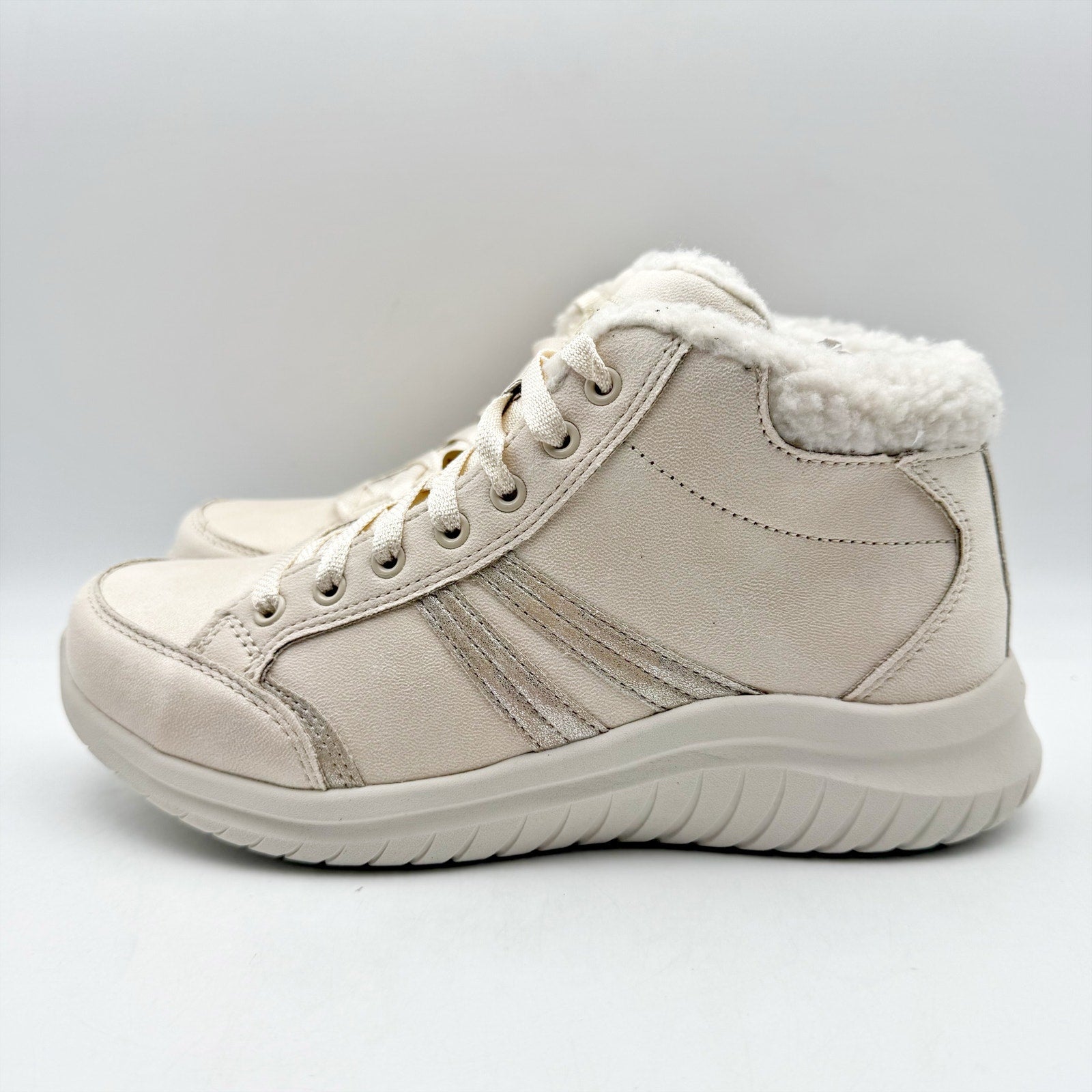 Skechers Womens Ultra Flex 2.0 Winter Booties US 7 EU 37 Natural Cream NIB