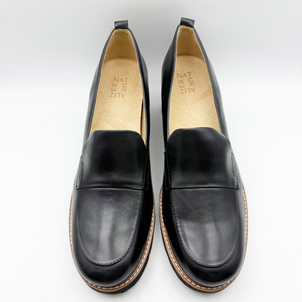 Naturalizer Womens Darry Lug Sole Loafers US 9.5 WW EU 40.5 Black Leather NIB